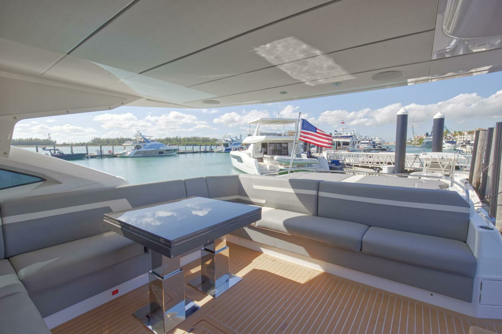 2023 Sunseeker Sport Yacht - Image 18