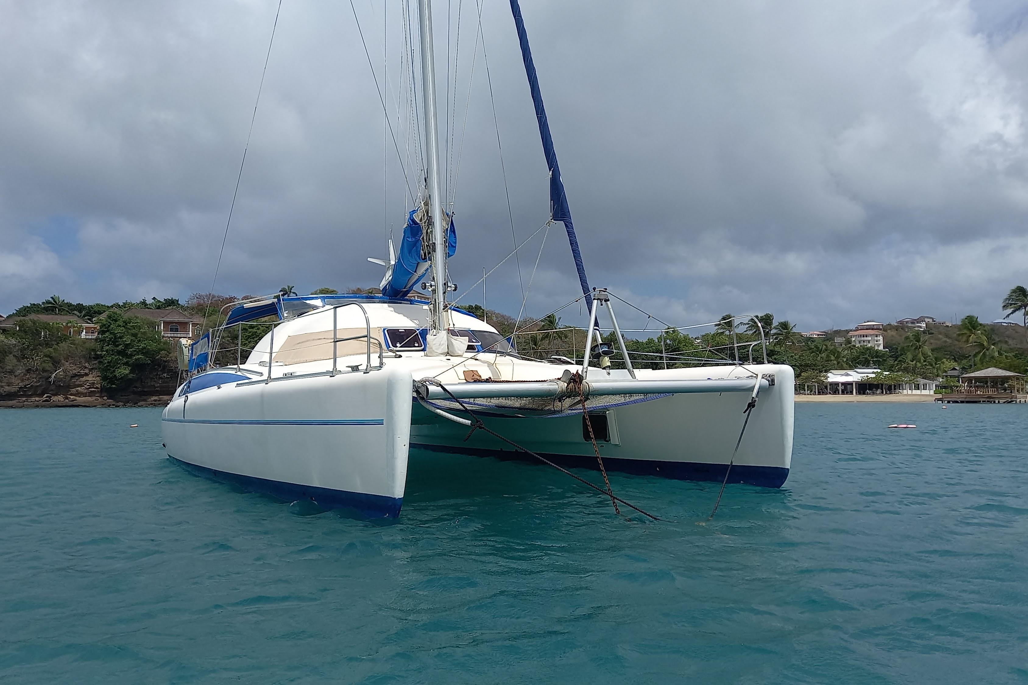 1993 Fountaine Pajot Antigua 37