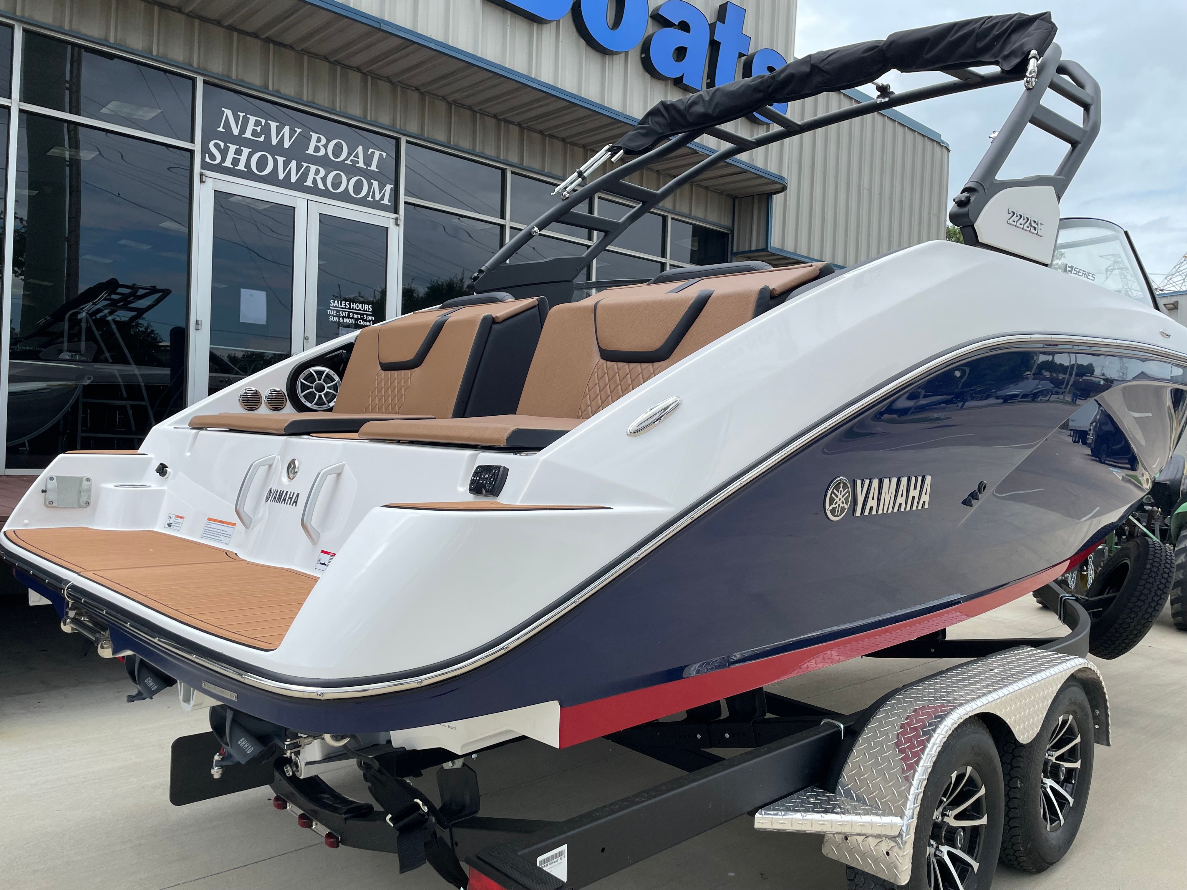 2026 YAMAHA 222 SE - Image 3