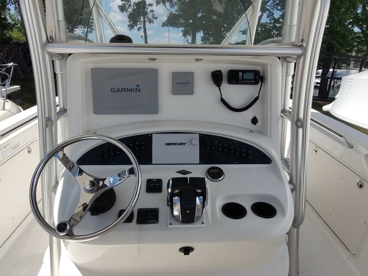 2006 Boston Whaler 320 Outrage - Image 22