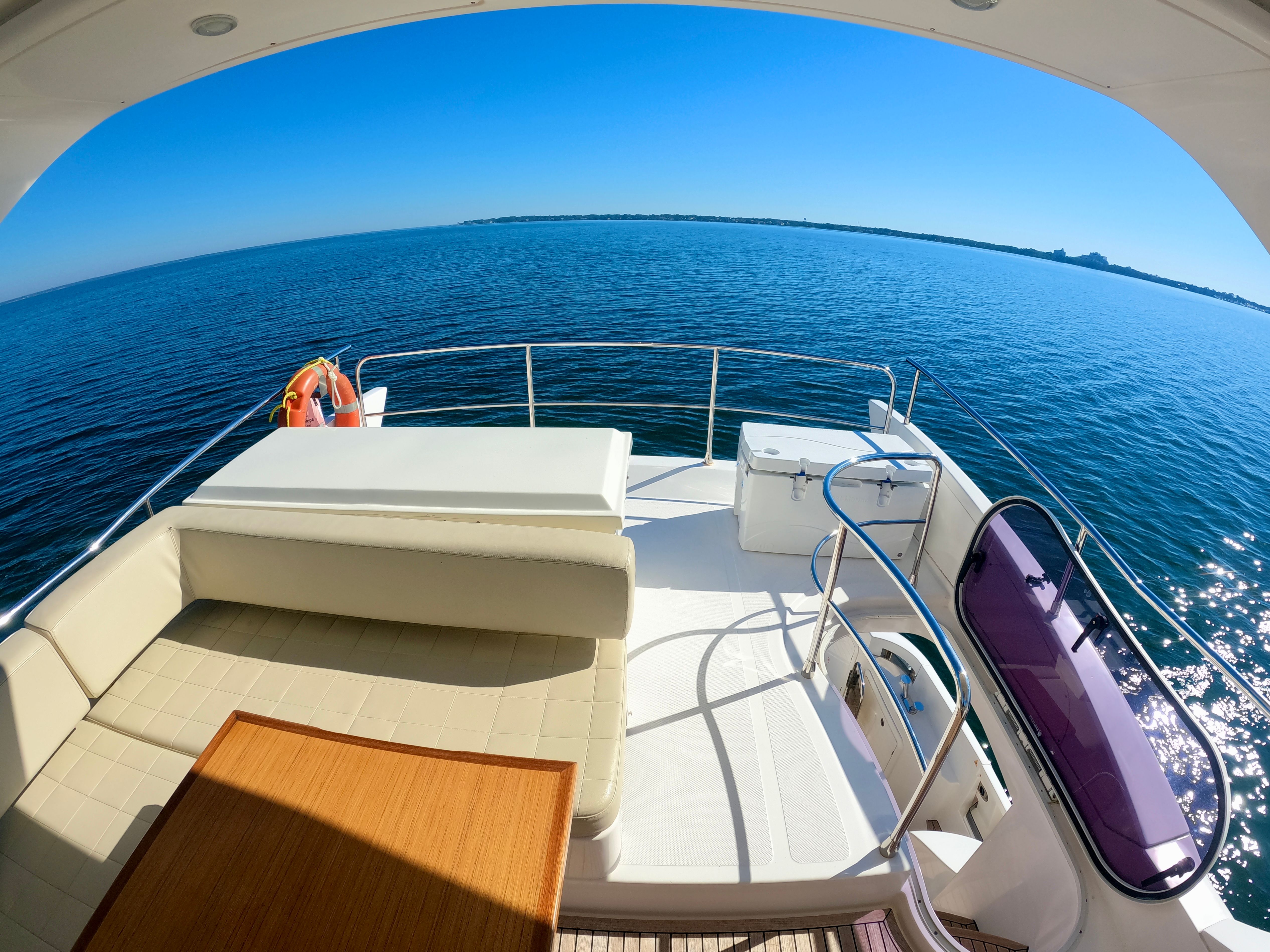 2011 Azimut Flybridge - 12