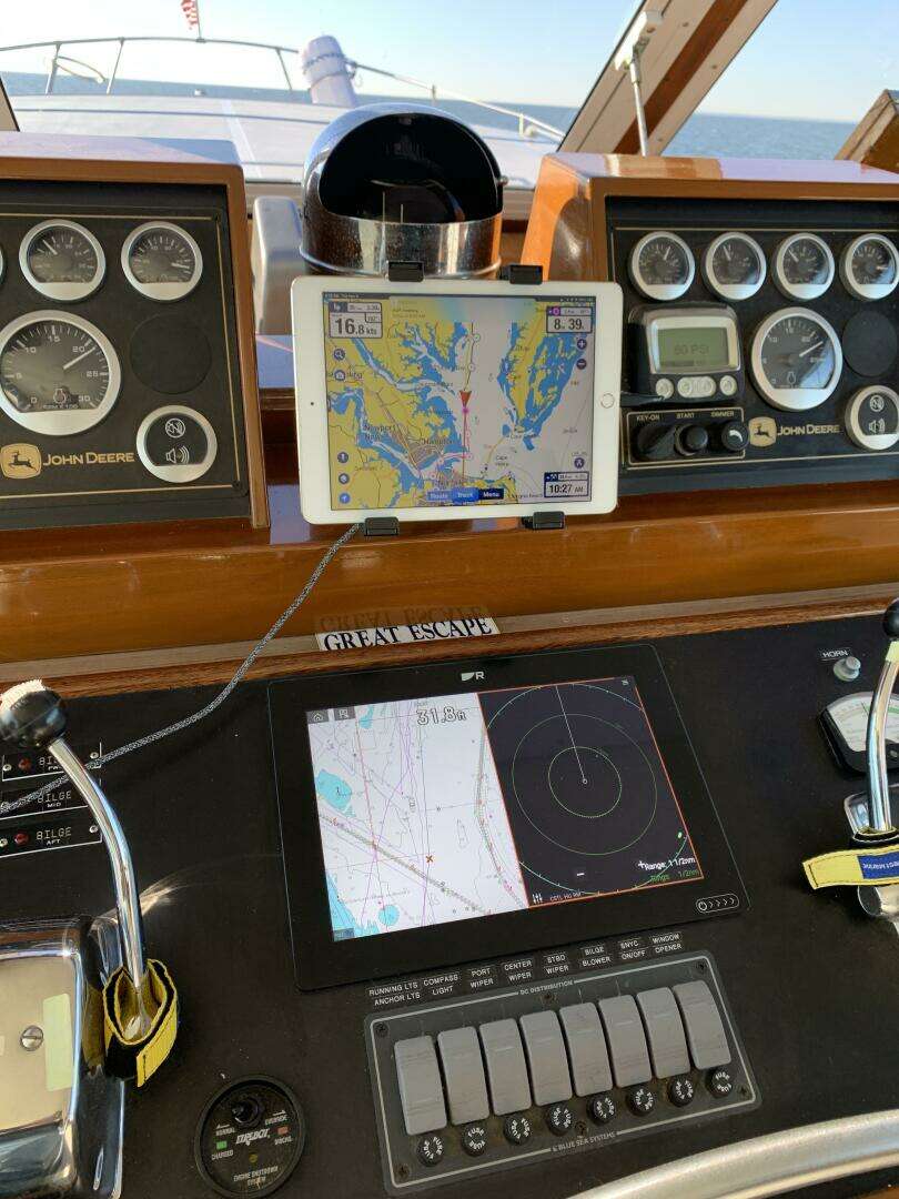 1972 Matthews 4 Flush Deck - Image 14
