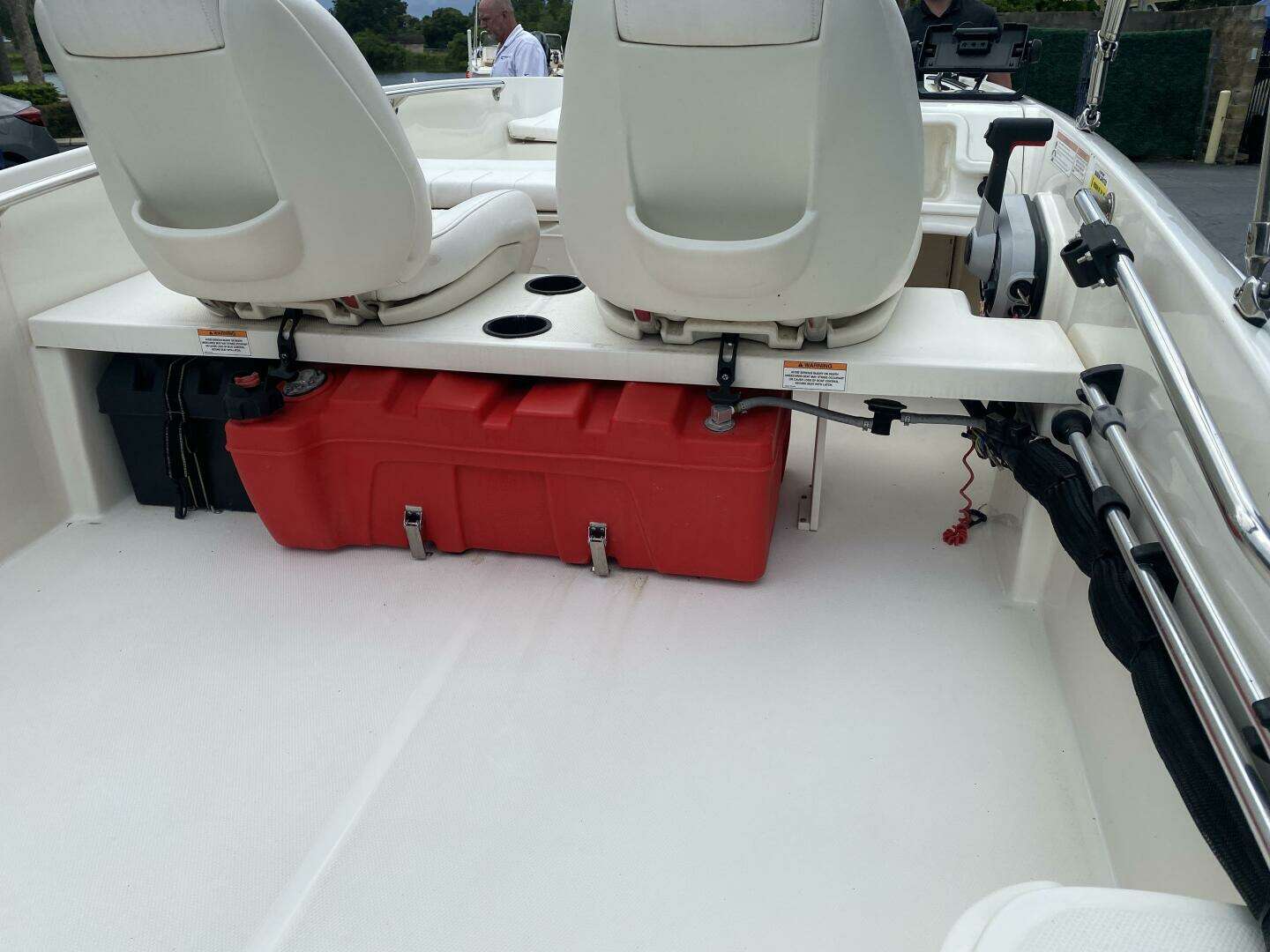 2018 Boston Whaler 150 Super Sport - Image 7