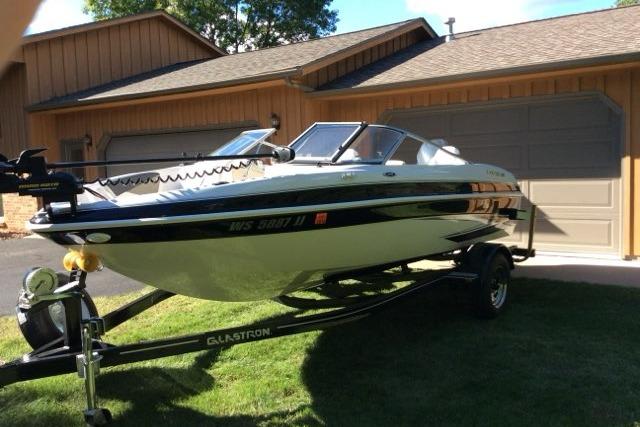 2012 Glastron GT 180
