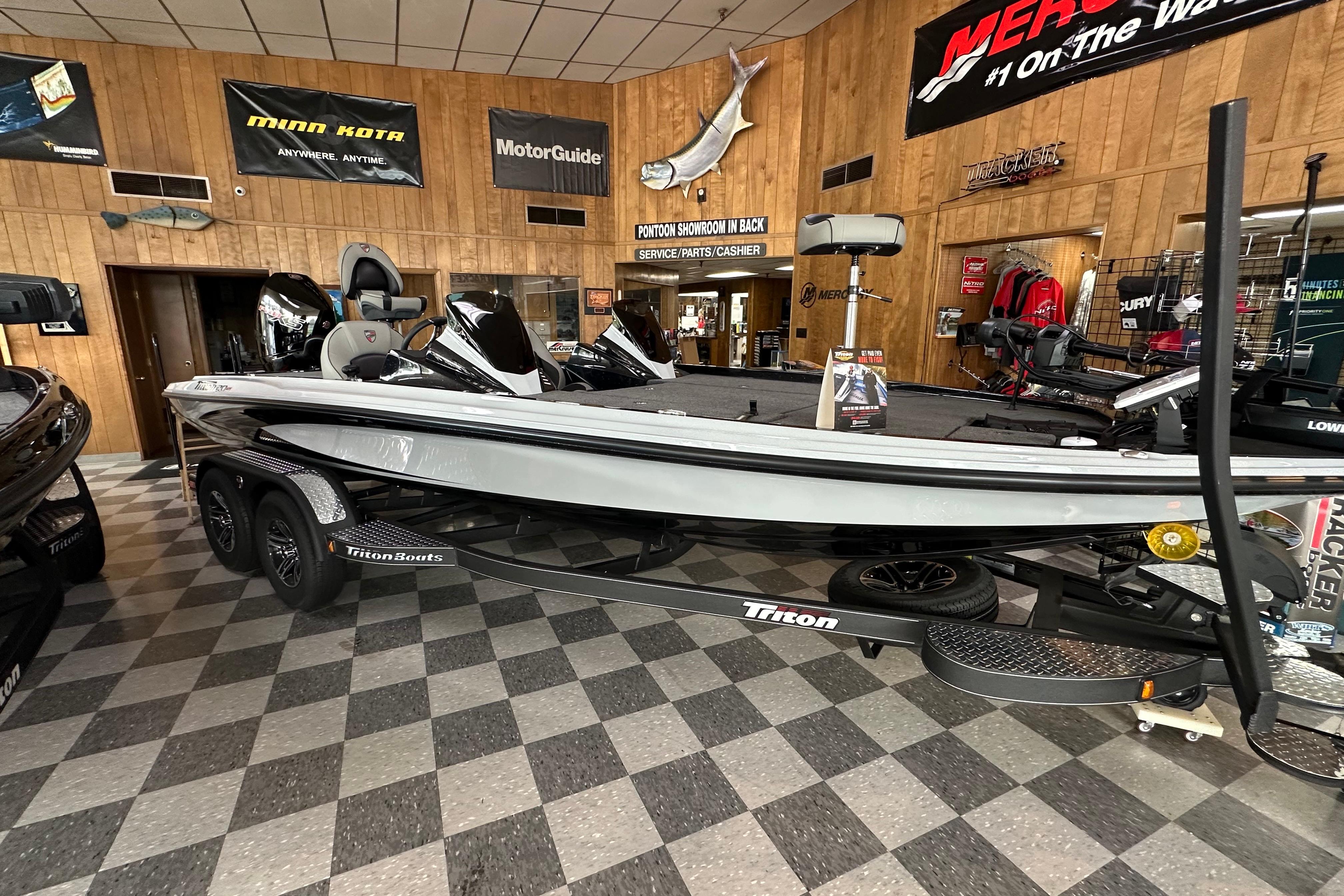 2024 Triton 20XP Patriot