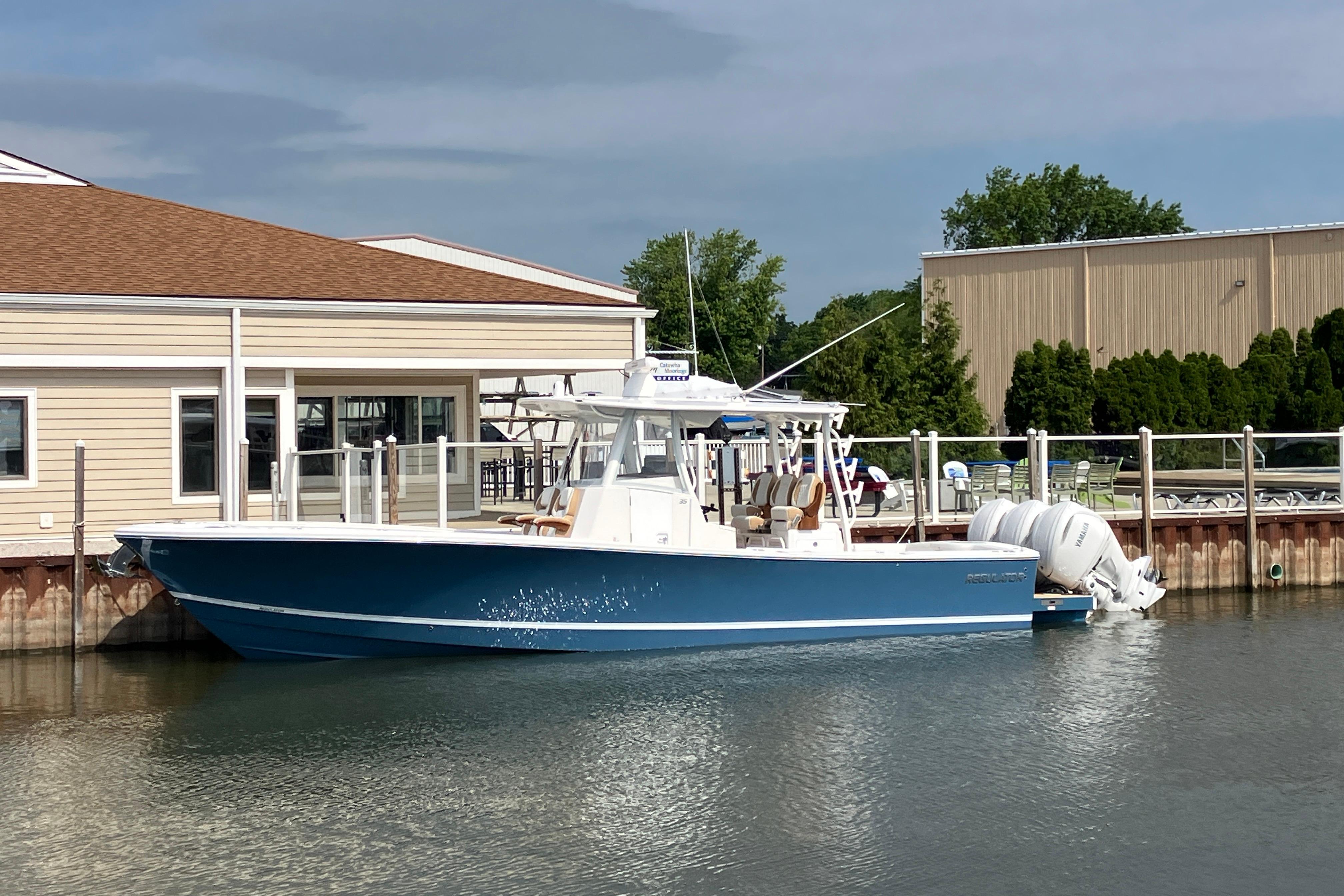 2027 Regulator 35