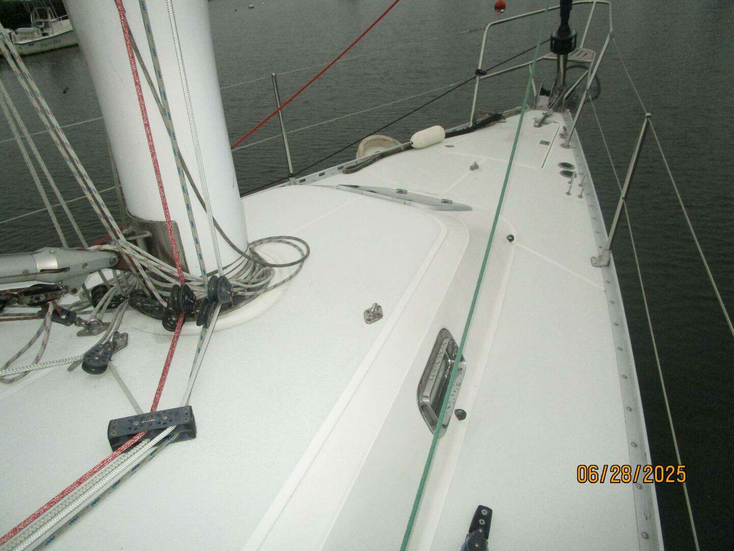 1995 Freedom 40/40 - Image 12