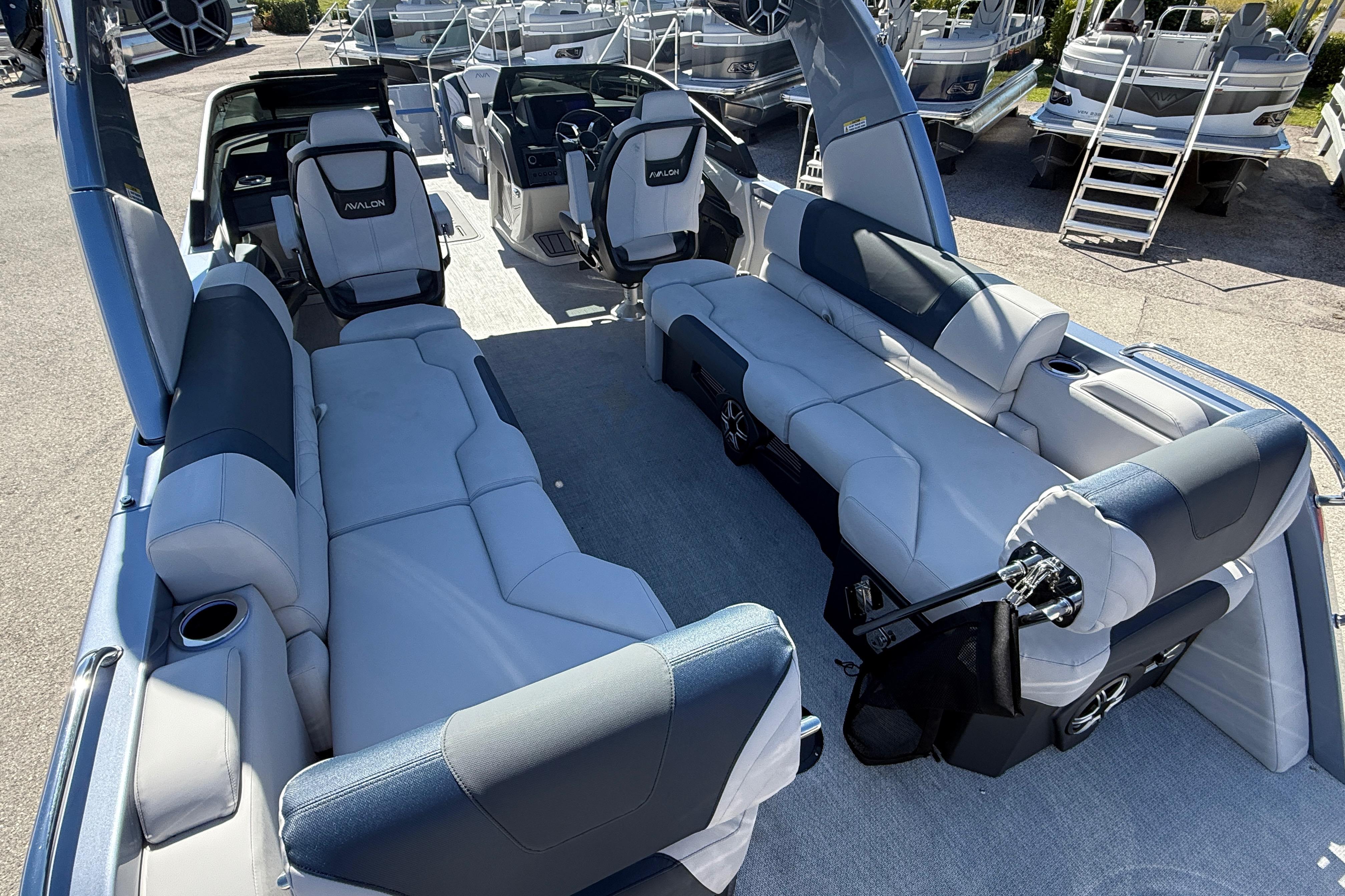 2026 Avalon 2585 Excalibur boat interior with luxurious seating and modern design.
