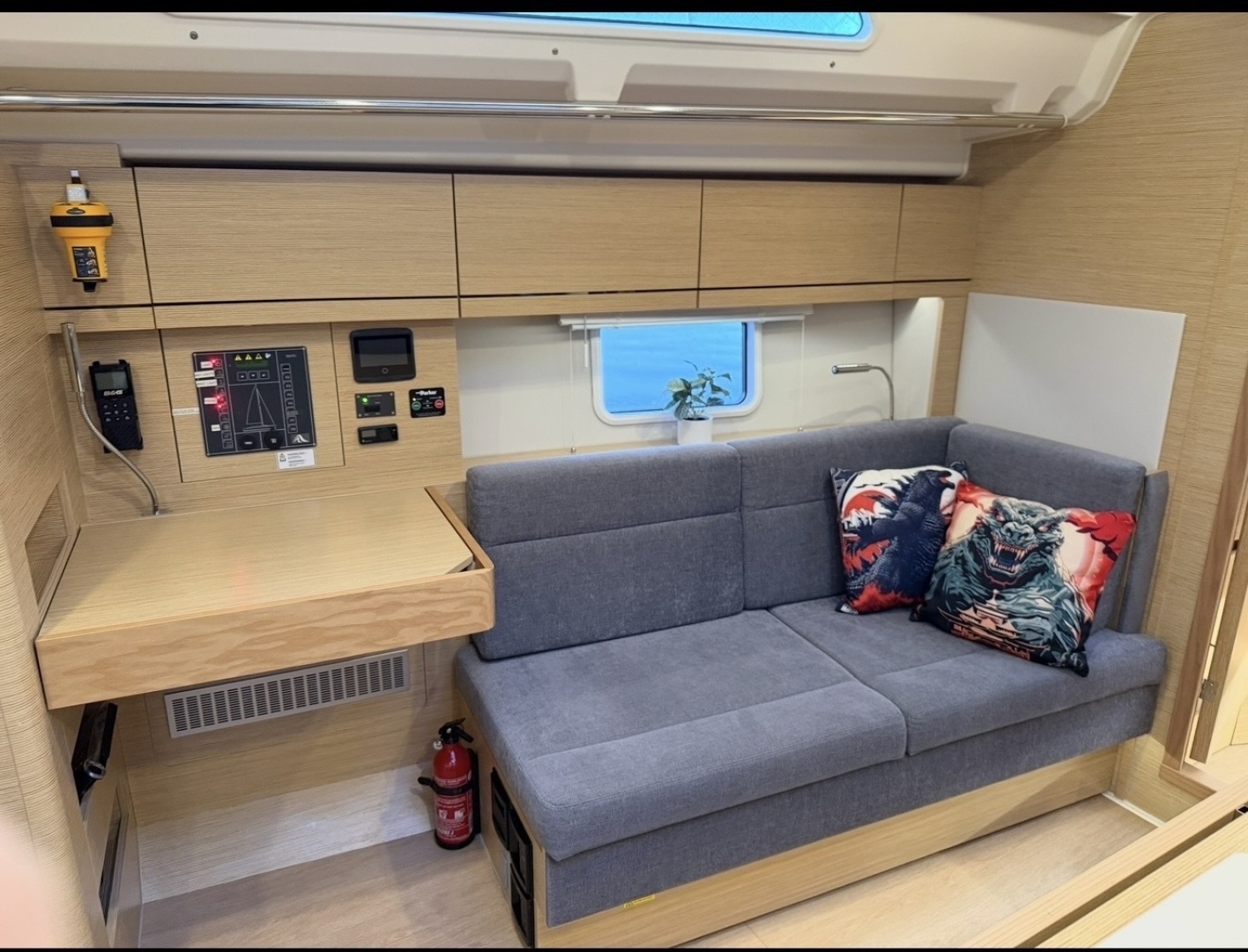 2022 Hanse 418 - Image 28