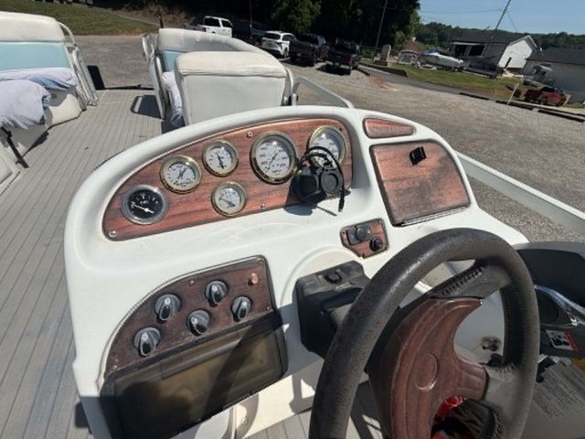 2001 Sundancer Poontoons 260D Legand - 19