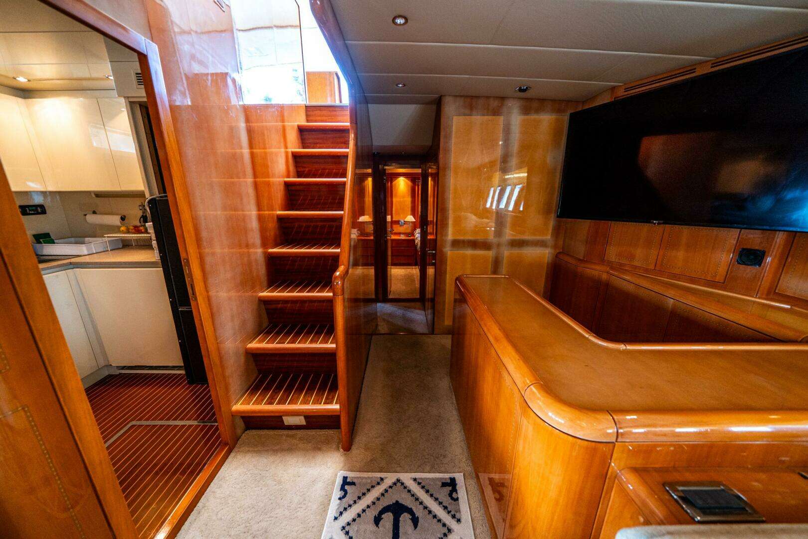 2001 Mangusta 80 - Image 25