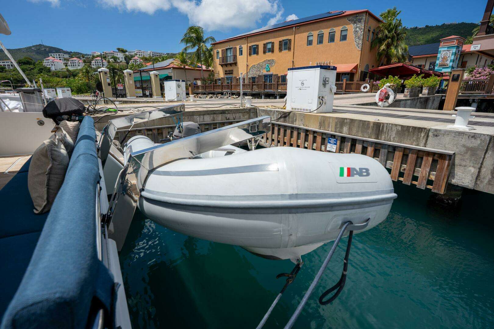 2020 Fountaine Pajot — - Image 27