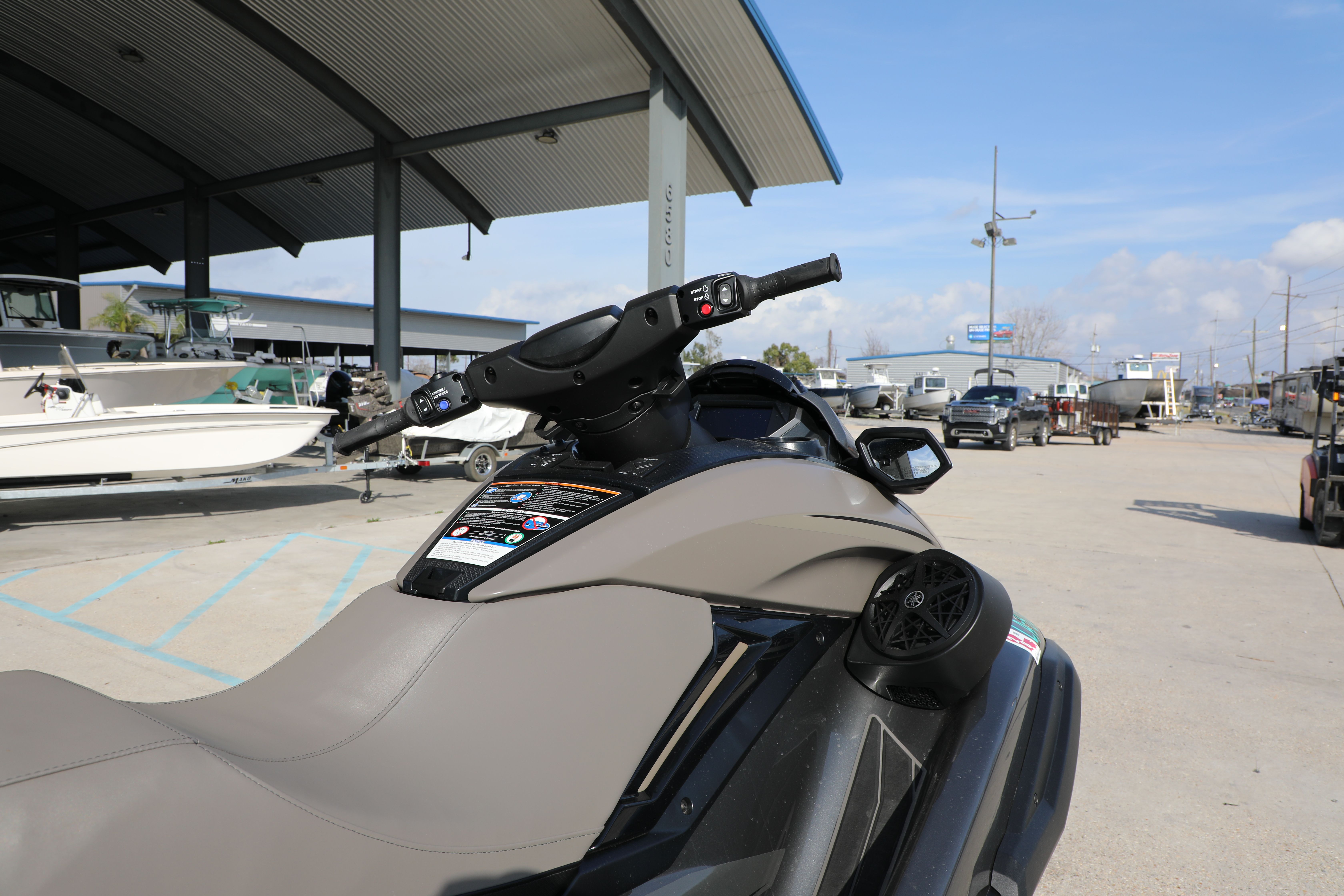 2025 Yamaha Boats FX HO - 12