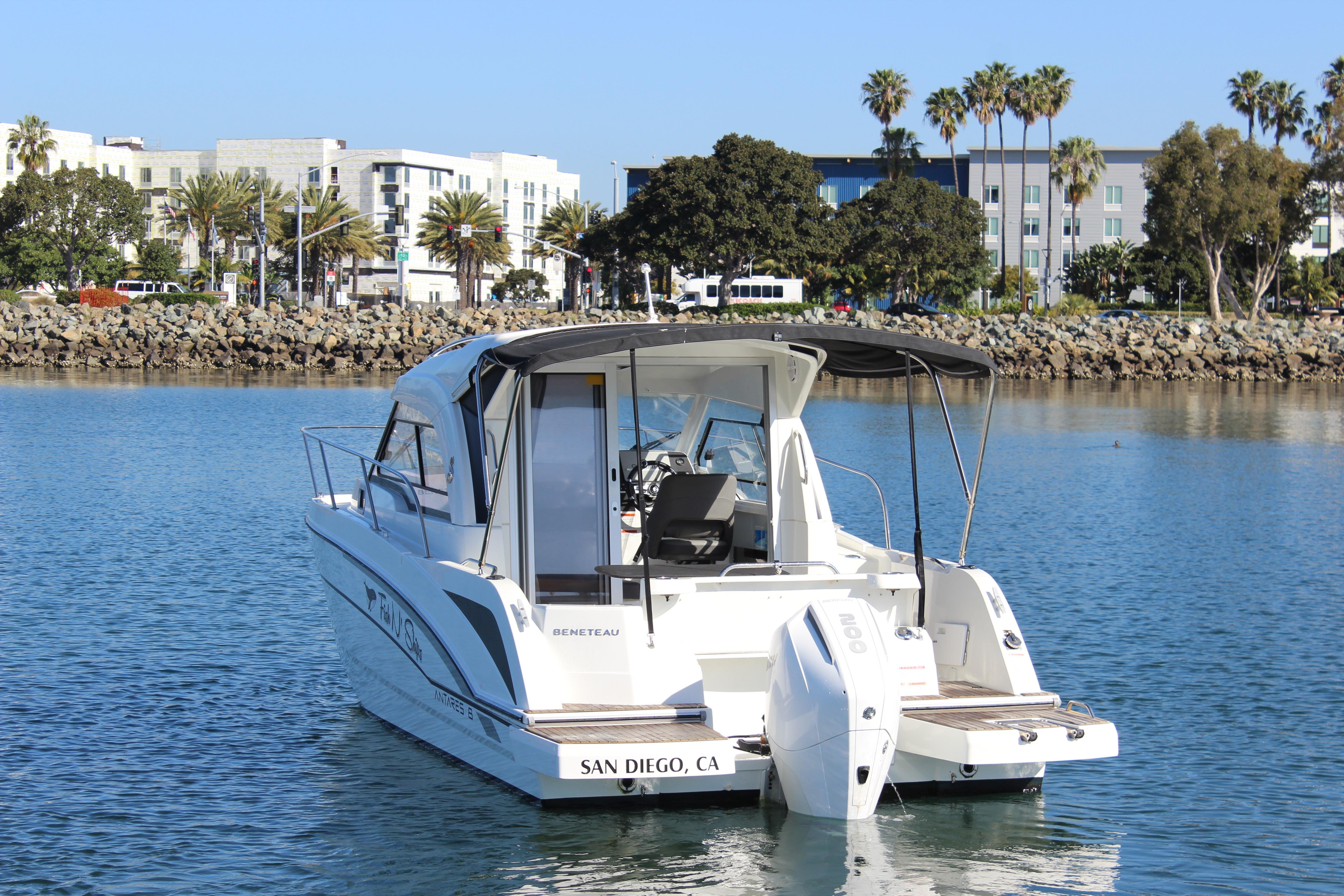 2021 Beneteau Antares 8