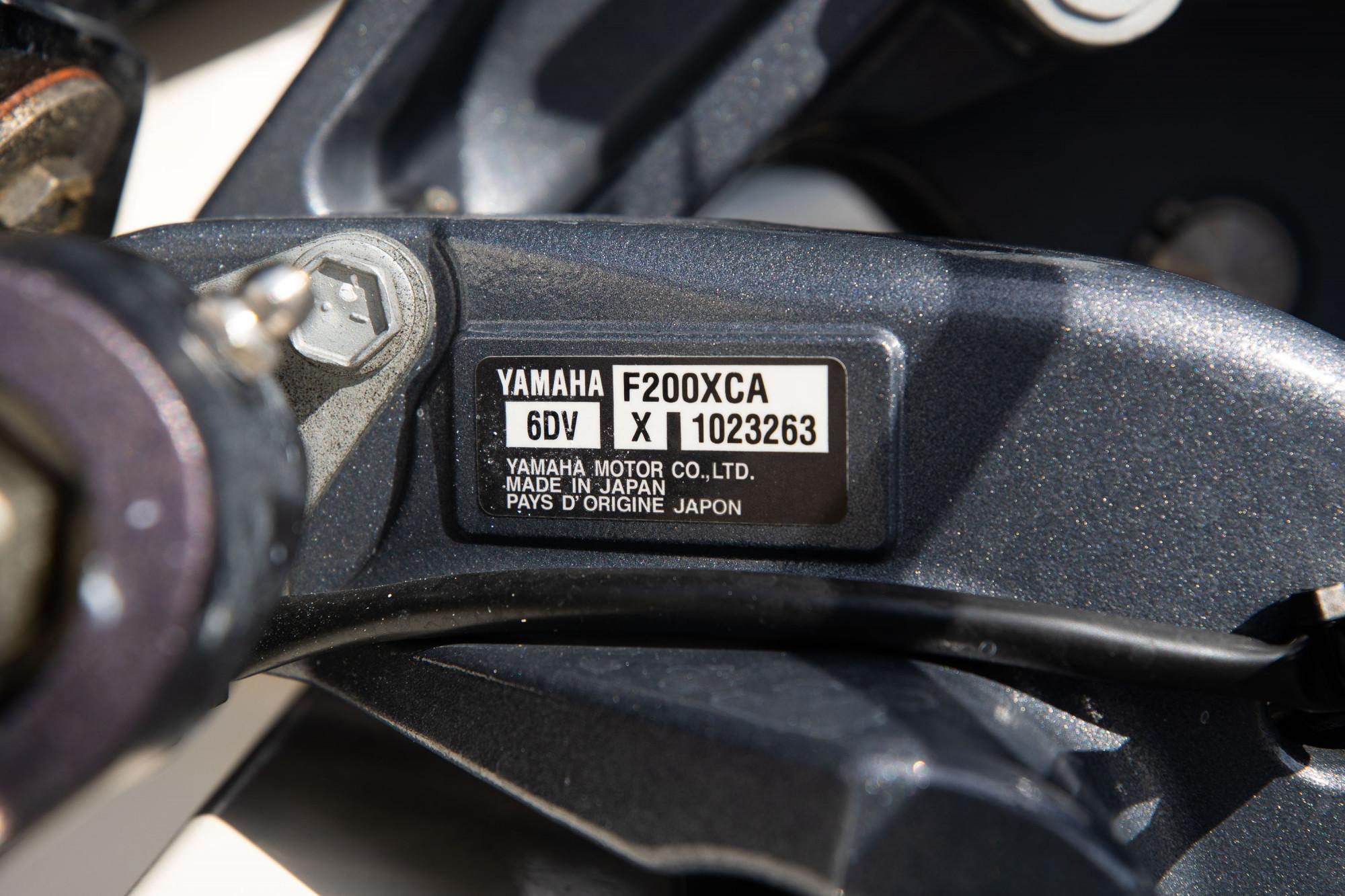 2024 Cobia 220 Dual Console - 48