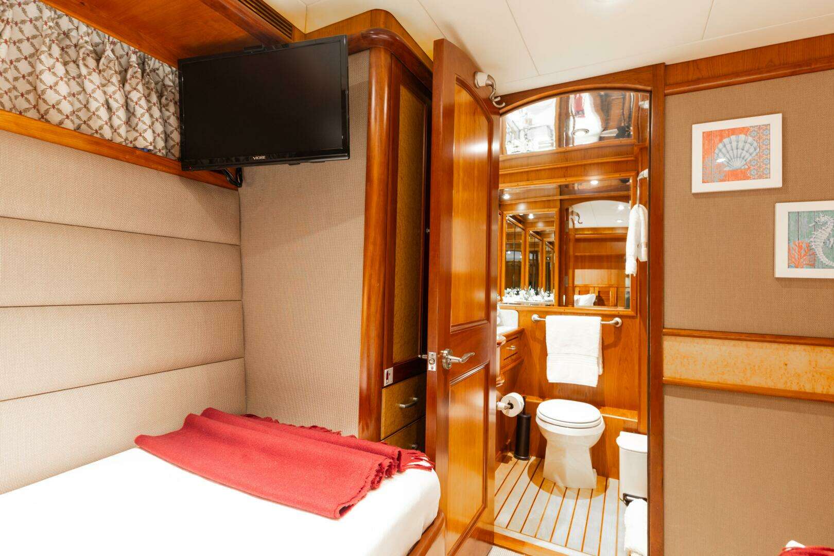 2007 President Tri-Deck - Image 35