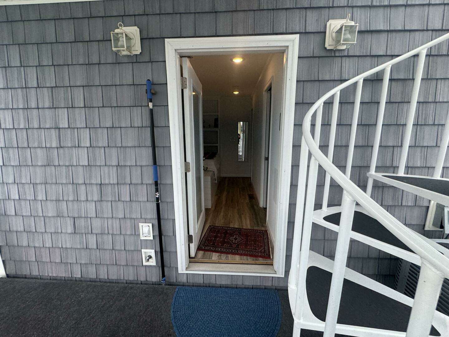 2019 Harbor Home Cozy Cottage 52' x 16' Tiny Boat - Image 59