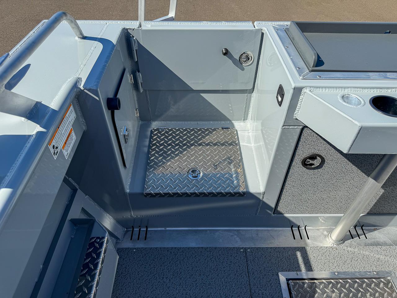 2026 Hewescraft 210 Sea Runner Hard Top - 19