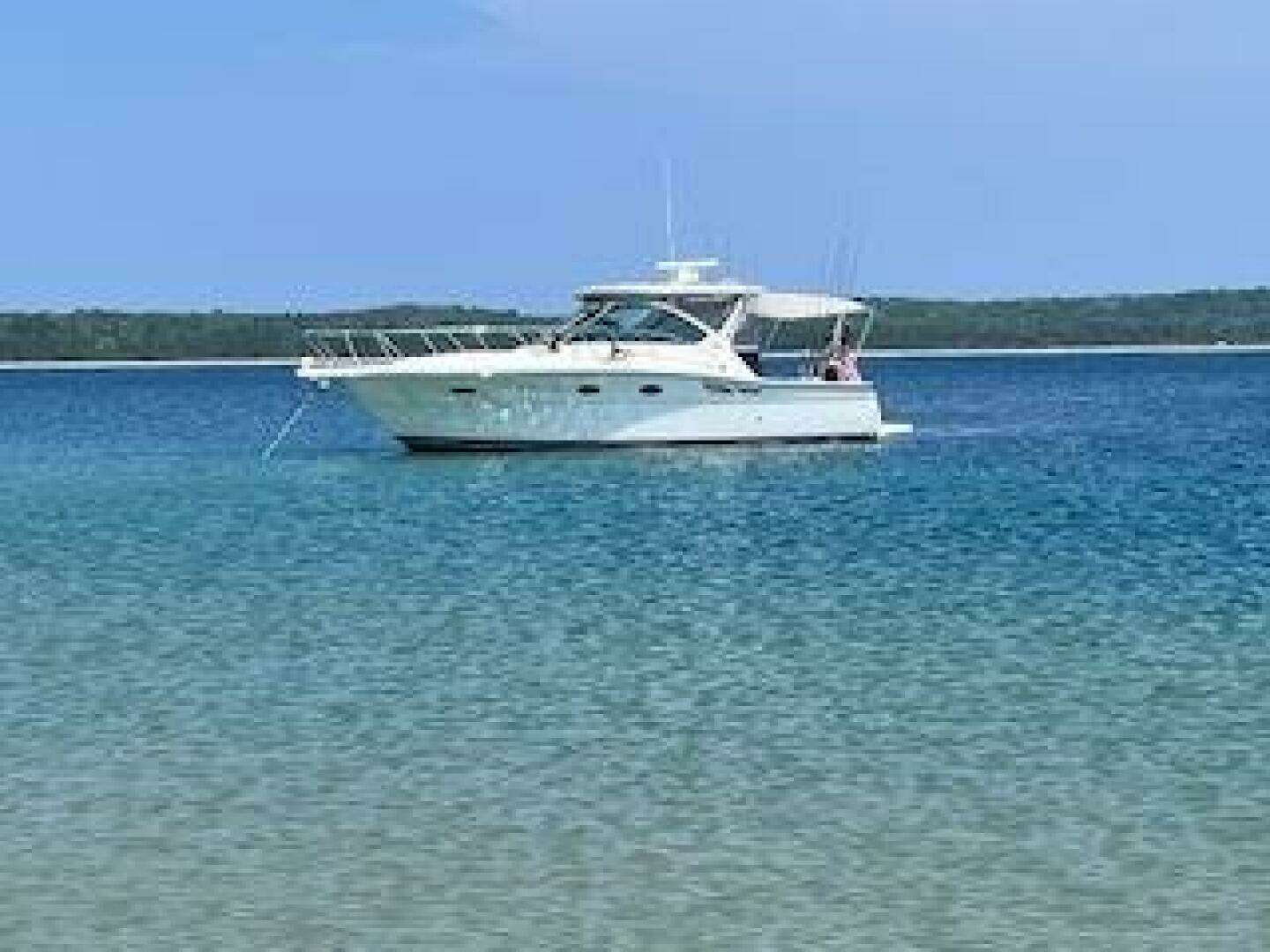 2005 Tiara Yachts 3200 OPEN - Image 35