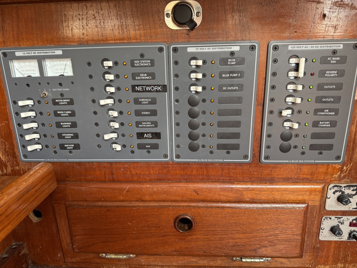 1984 Peterson 34 - Image 25