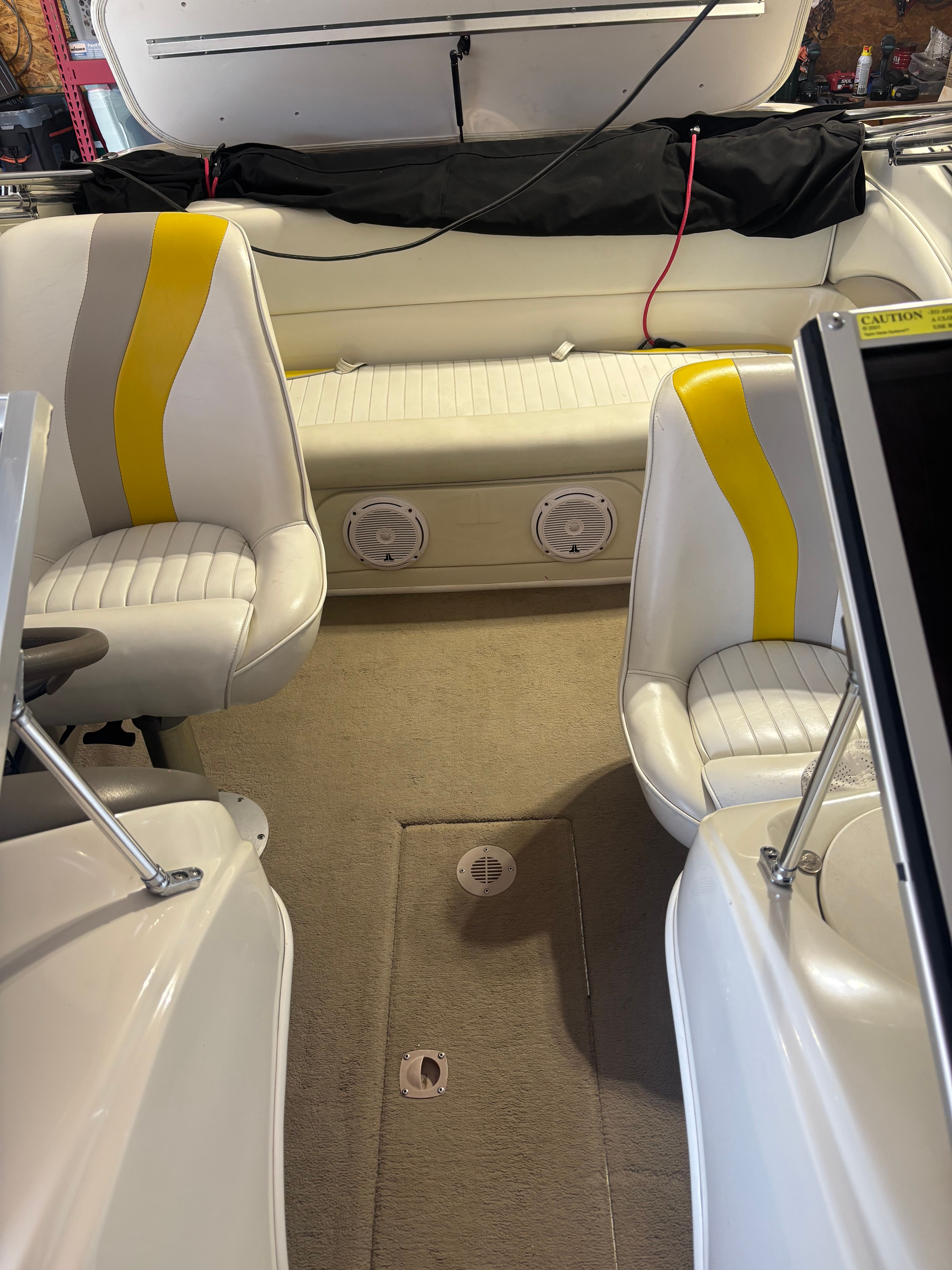 2004 Caravelle 176 Bow Rider - 11