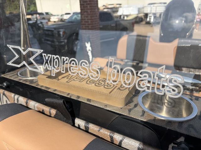 2026 Xpress SW22B - 24