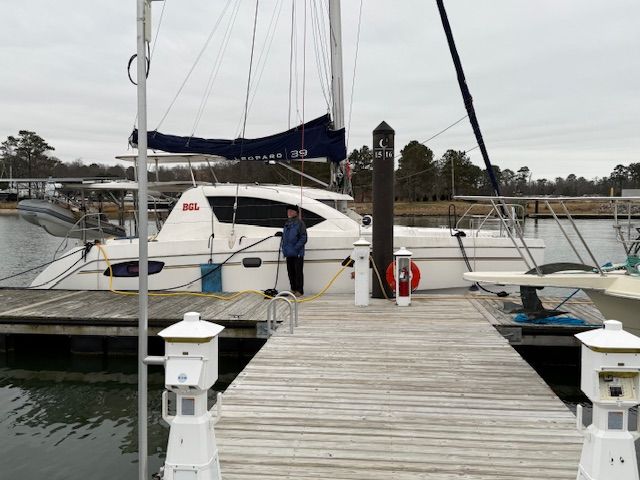 2011 Leopard 39 - 24