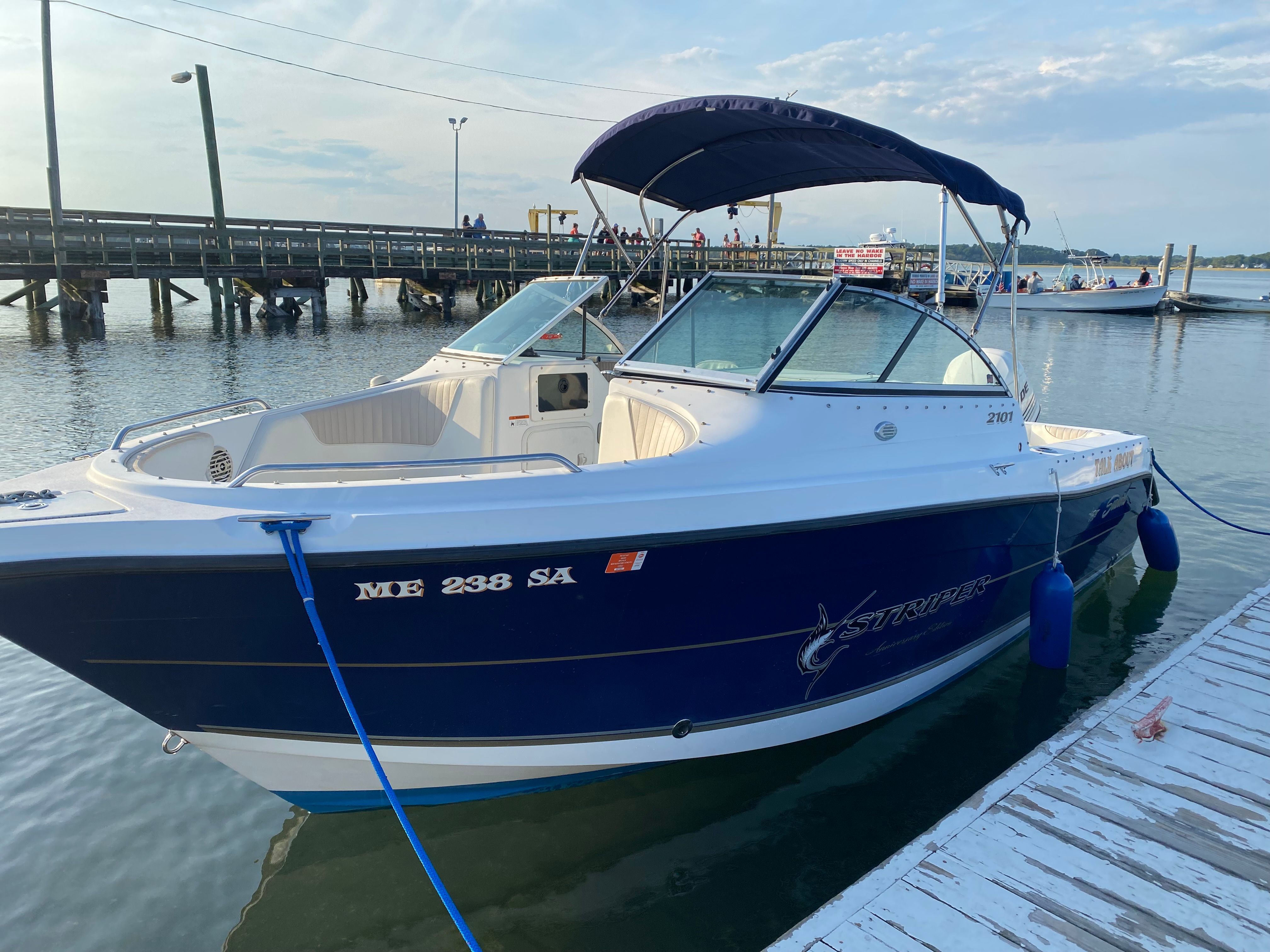 2005 Seaswirl Striper 2101