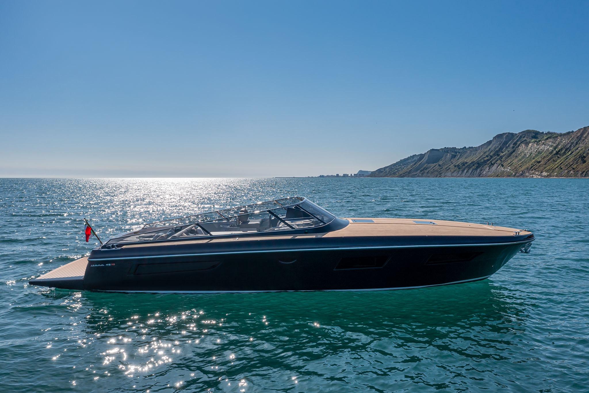 2023 Itama 45RS