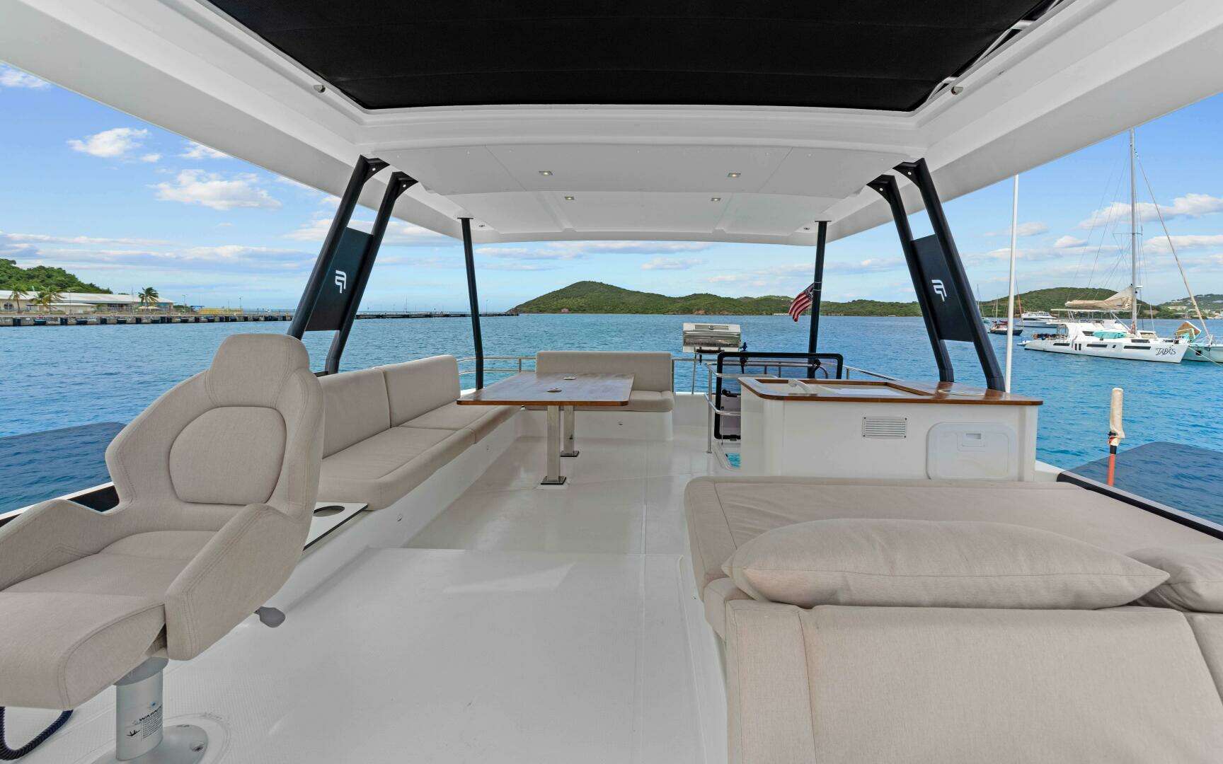 2024 Fountaine Pajot — - Image 16