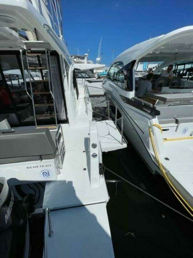 2026 Beneteau Antares 11 Fly - Image 11