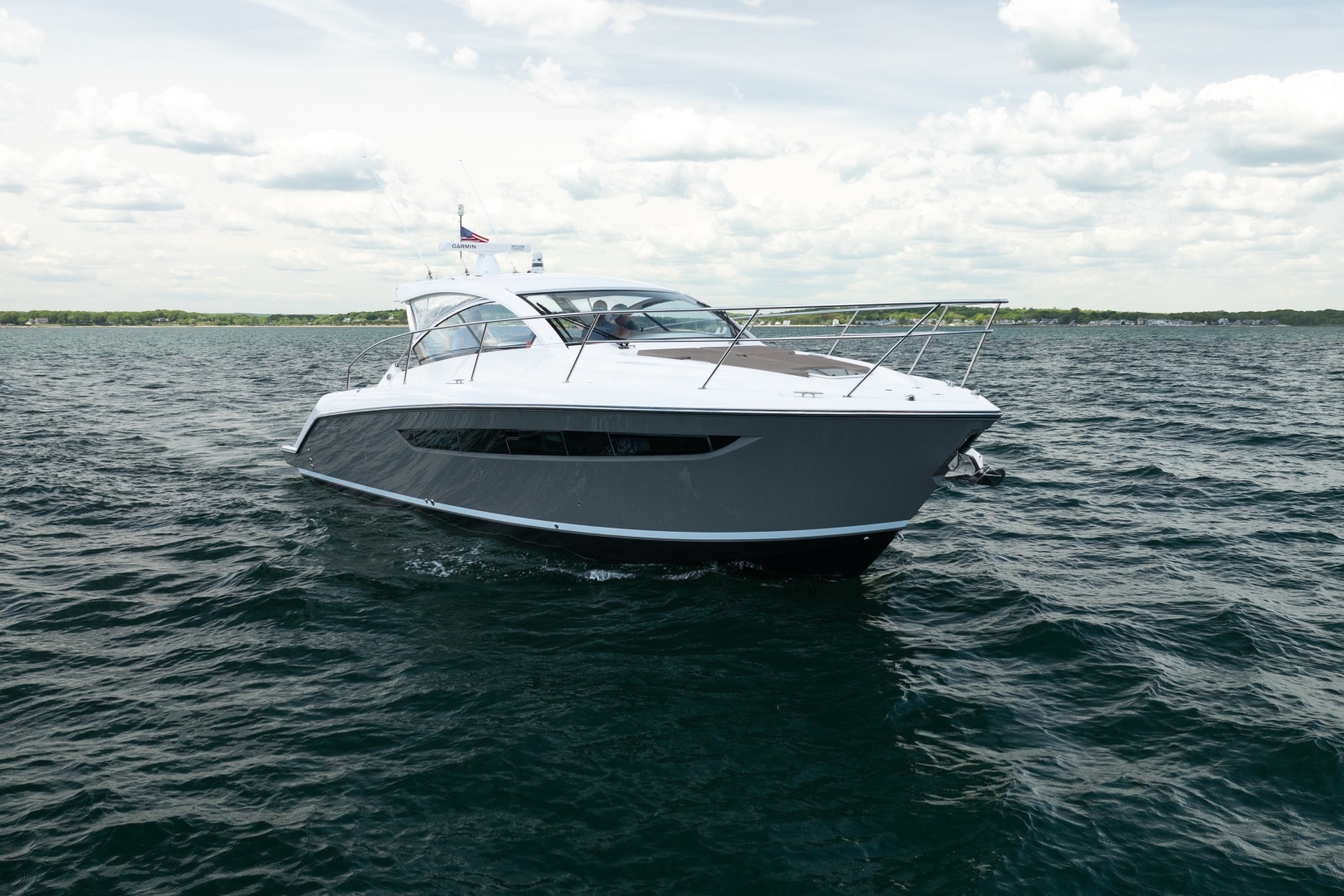 2015 Pursuit 365i SC - Image 2
