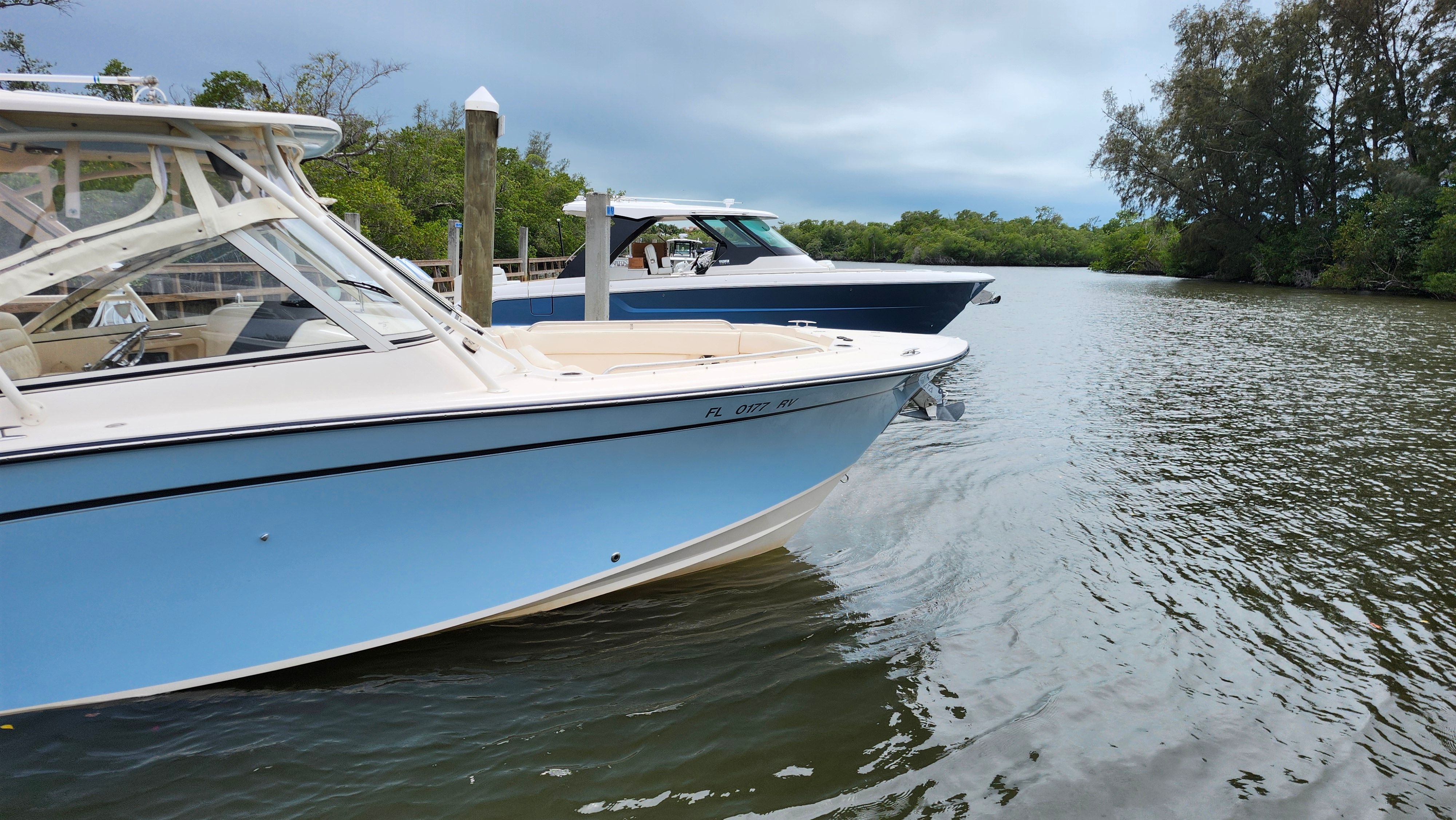 2019 Grady-White Freedom 307
