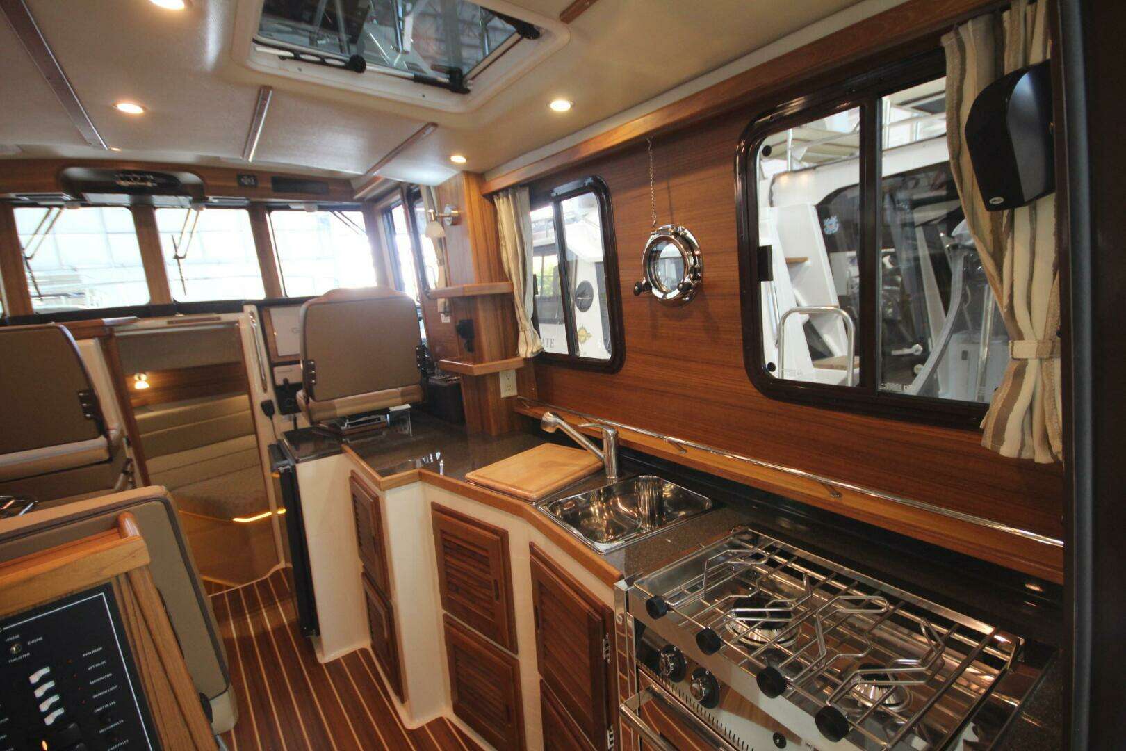2026 Ranger Tugs R-31 Command Bridge Luxury Edition - Image 52