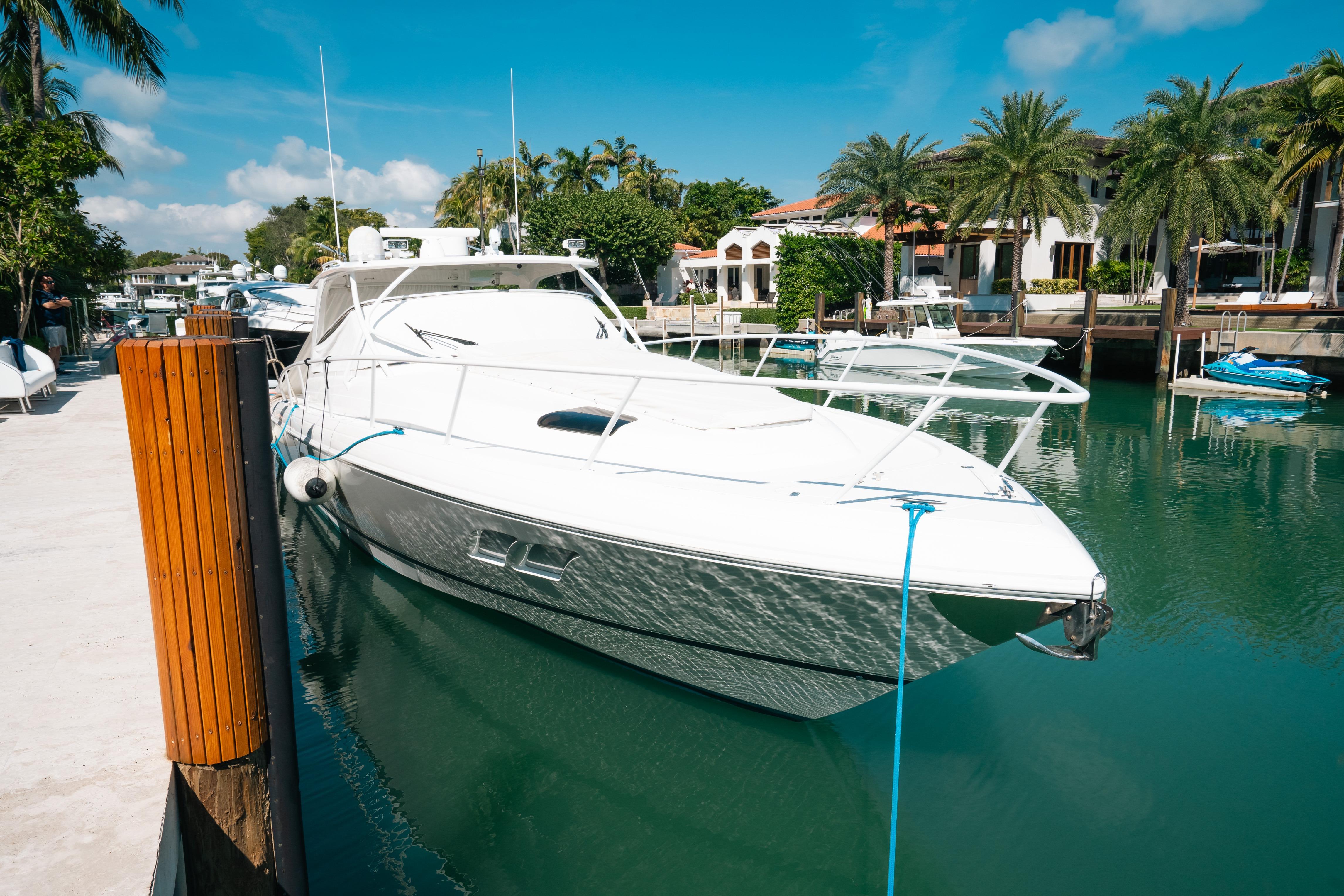 2009 Intrepid 475 Sport Yacht