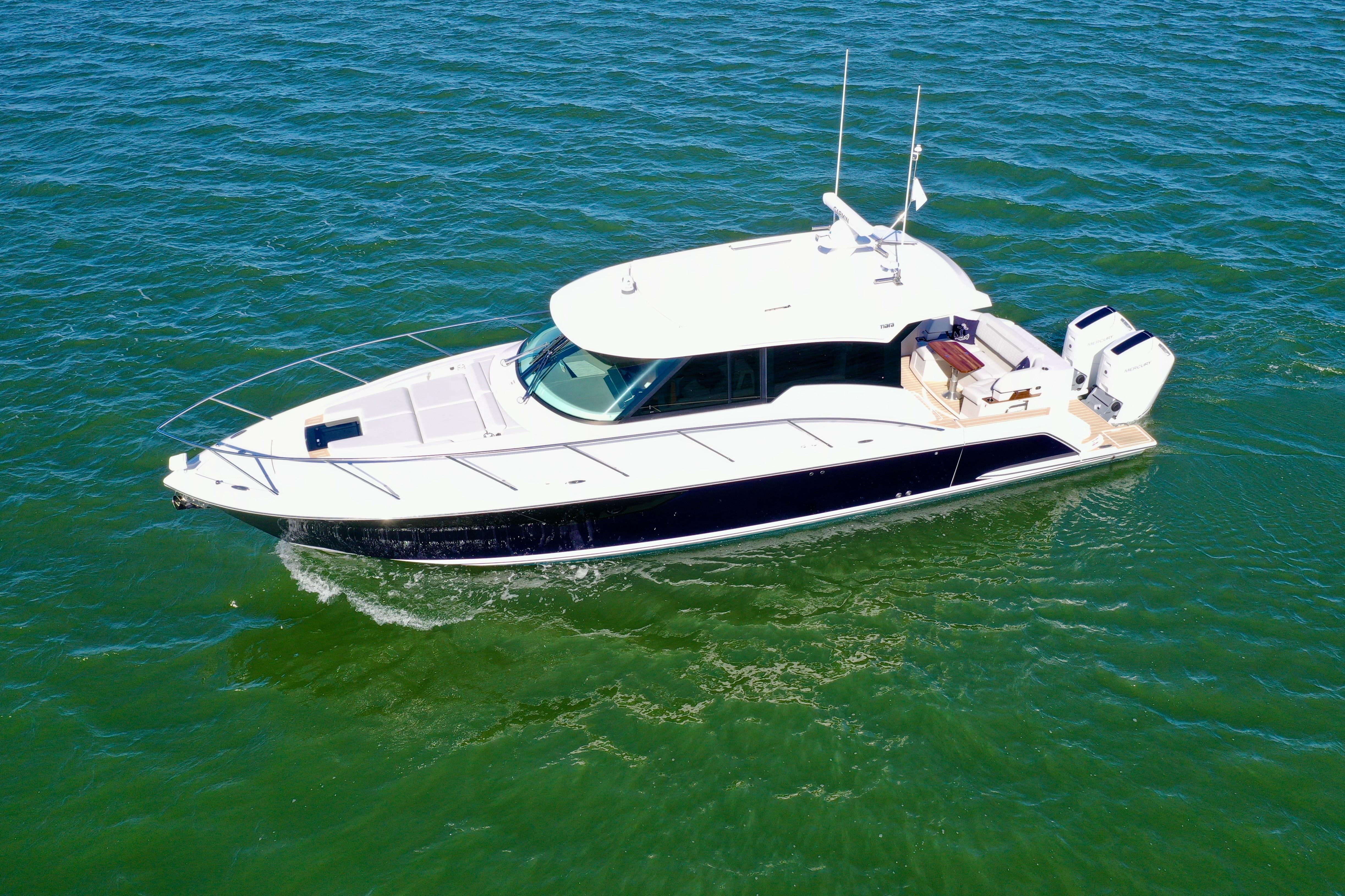 2025 Tiara Yachts 43 LE