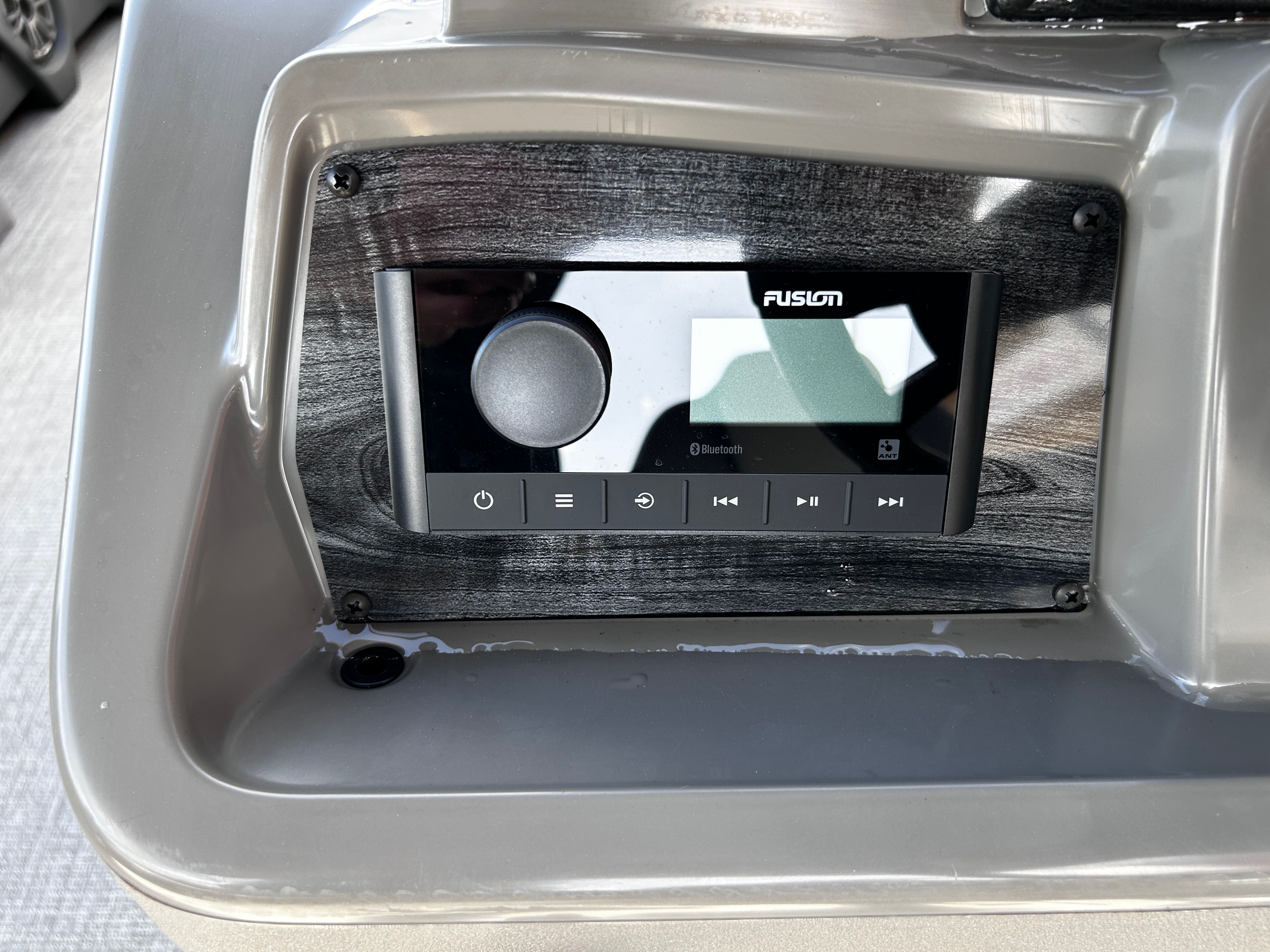 2025 Avalon Venture Fish N Cruise - 23' - 16