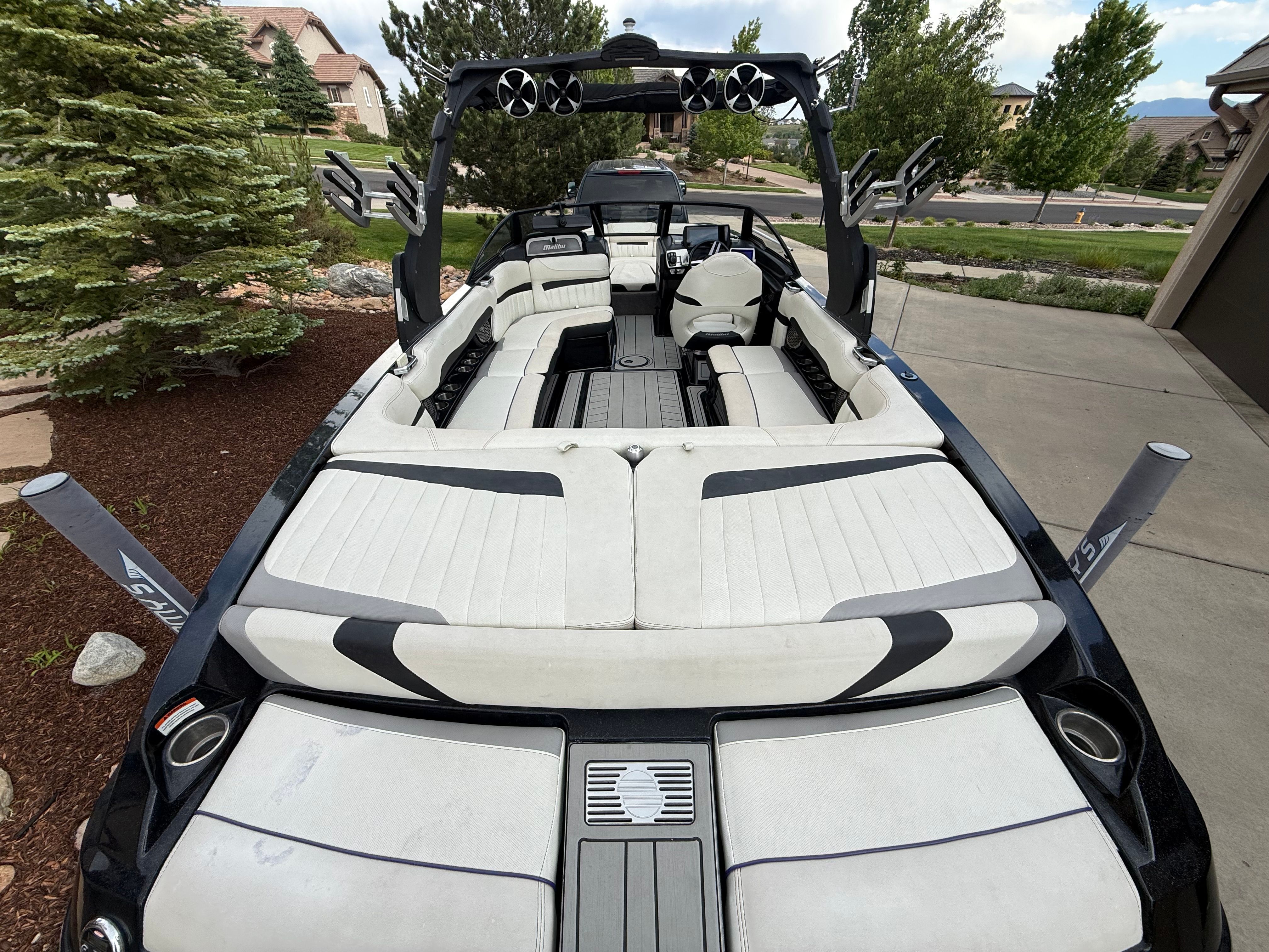 2016 Malibu Wakesetter 24 MXZ - 7