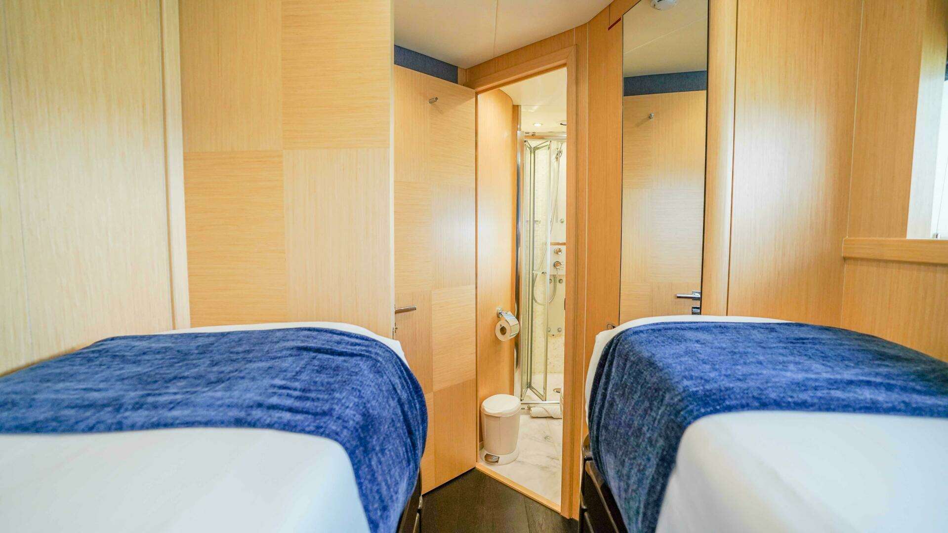 2016 Sunseeker 75 Yacht - Image 58