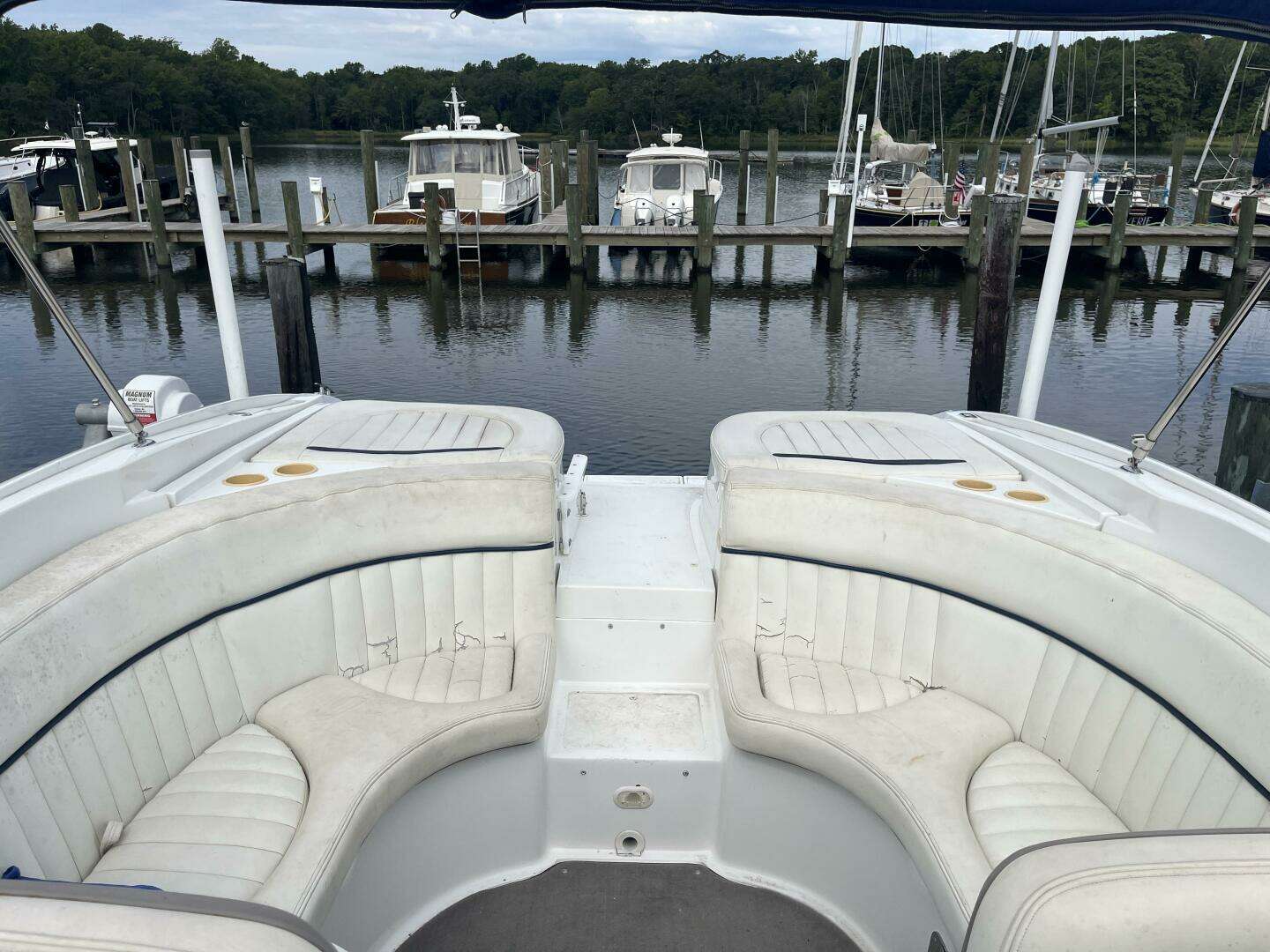 2002 Cobalt 282 - Image 3