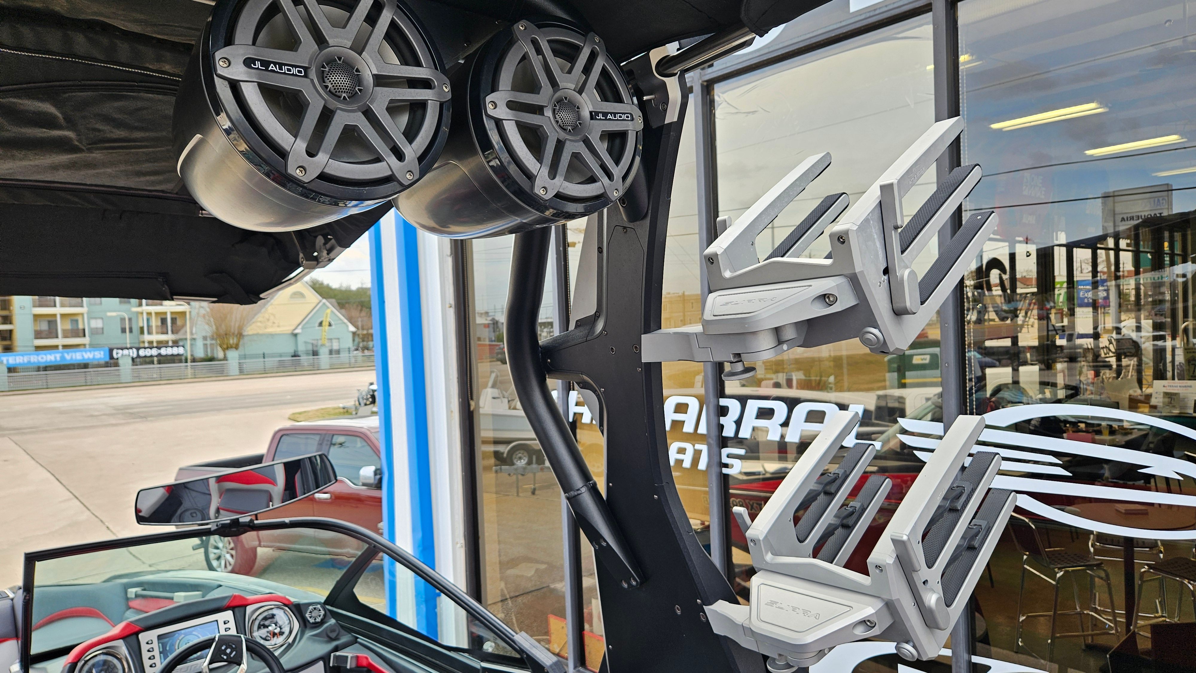 2018 SUPRA SE 550 - Image 28