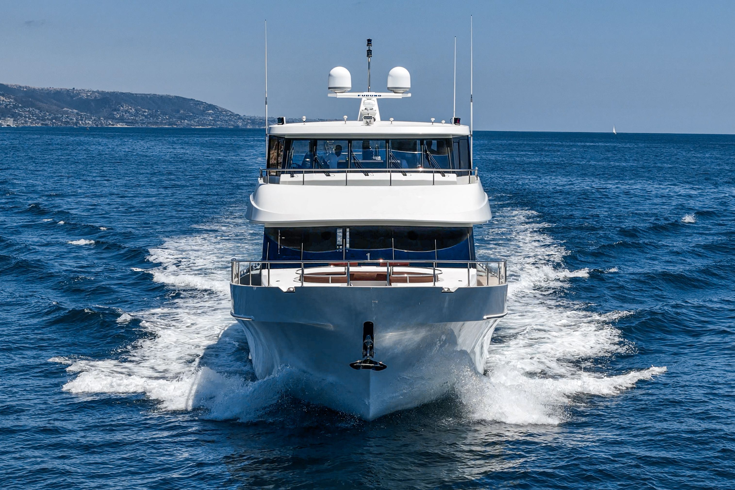 2015 Ocean Alexander 90 Skylounge Motoryacht - 15