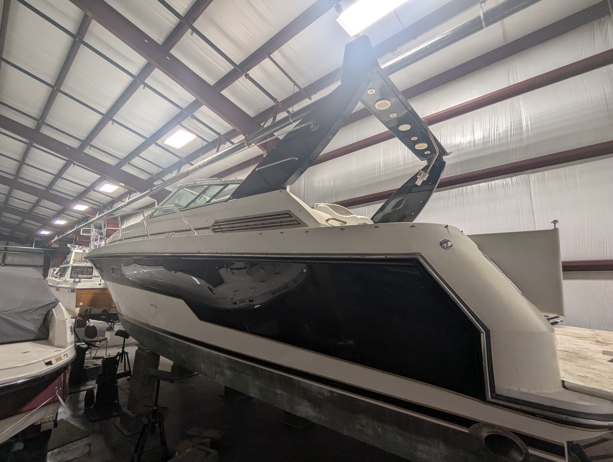 1994 Trojan 390 Express - 2