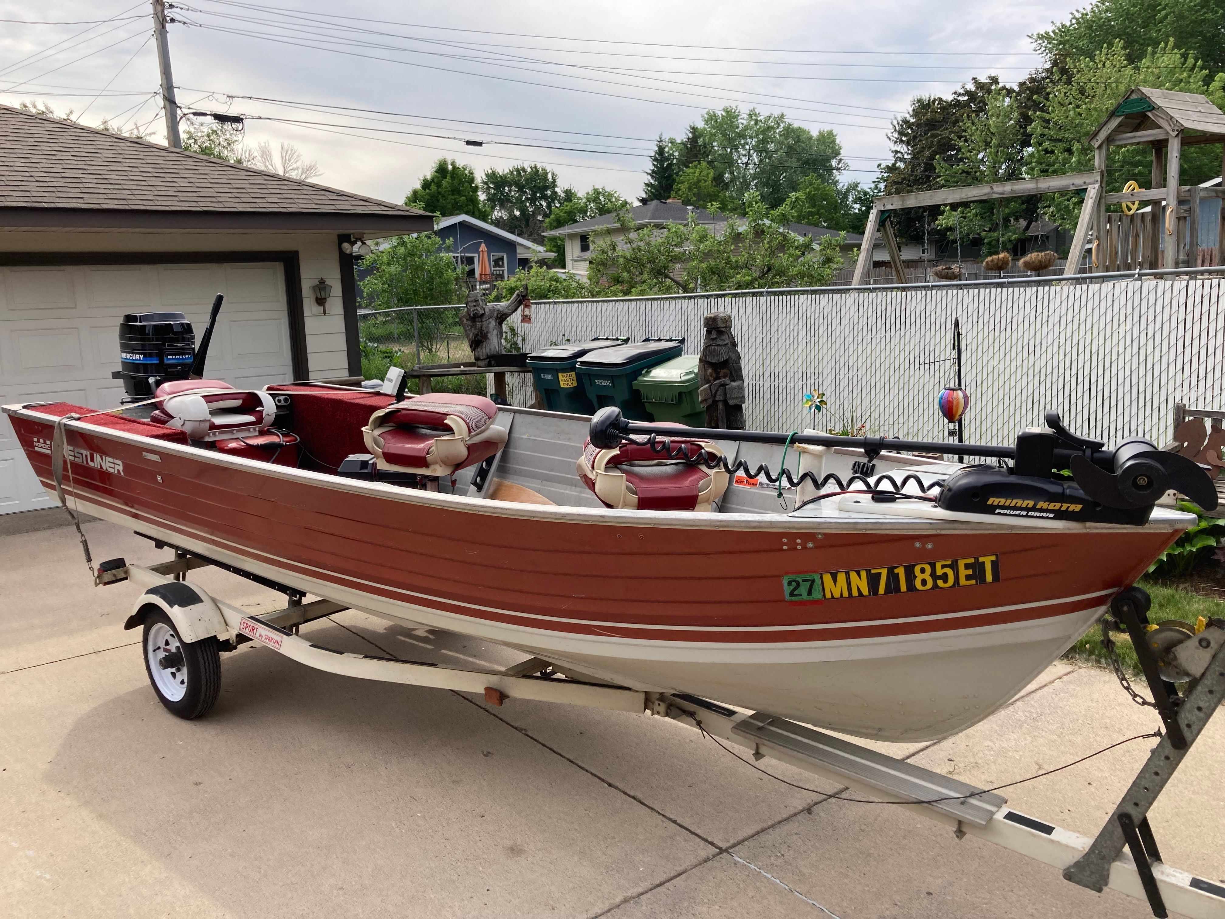 1984 Crestliner Muskie Pro