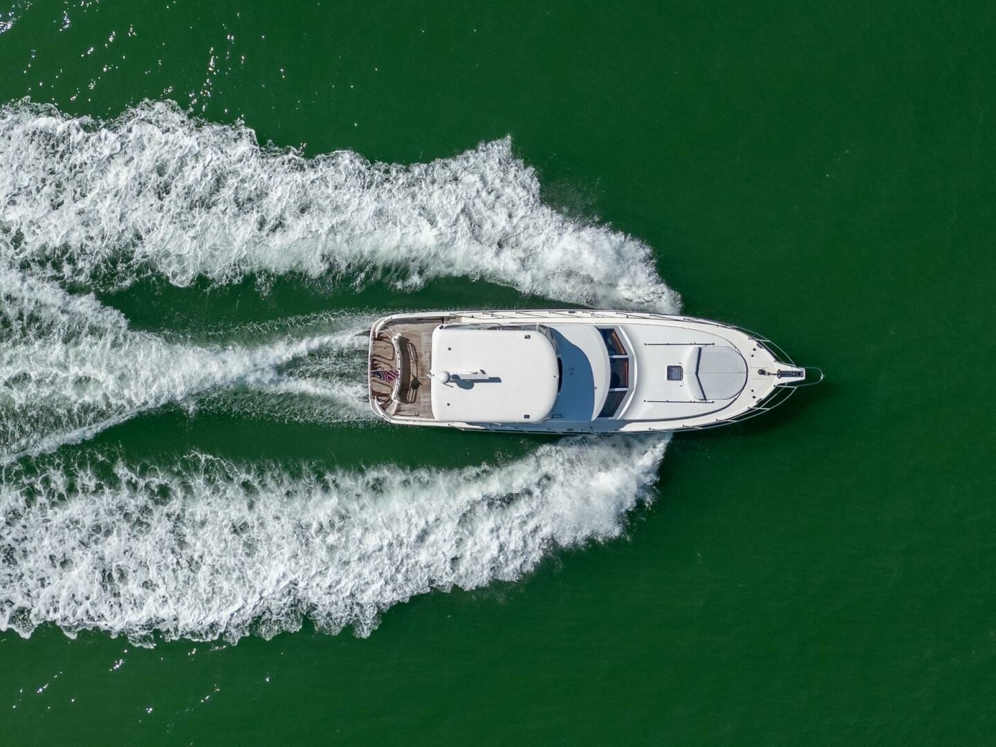 2007 Ocean Alexander 52 Sedan - Image 2