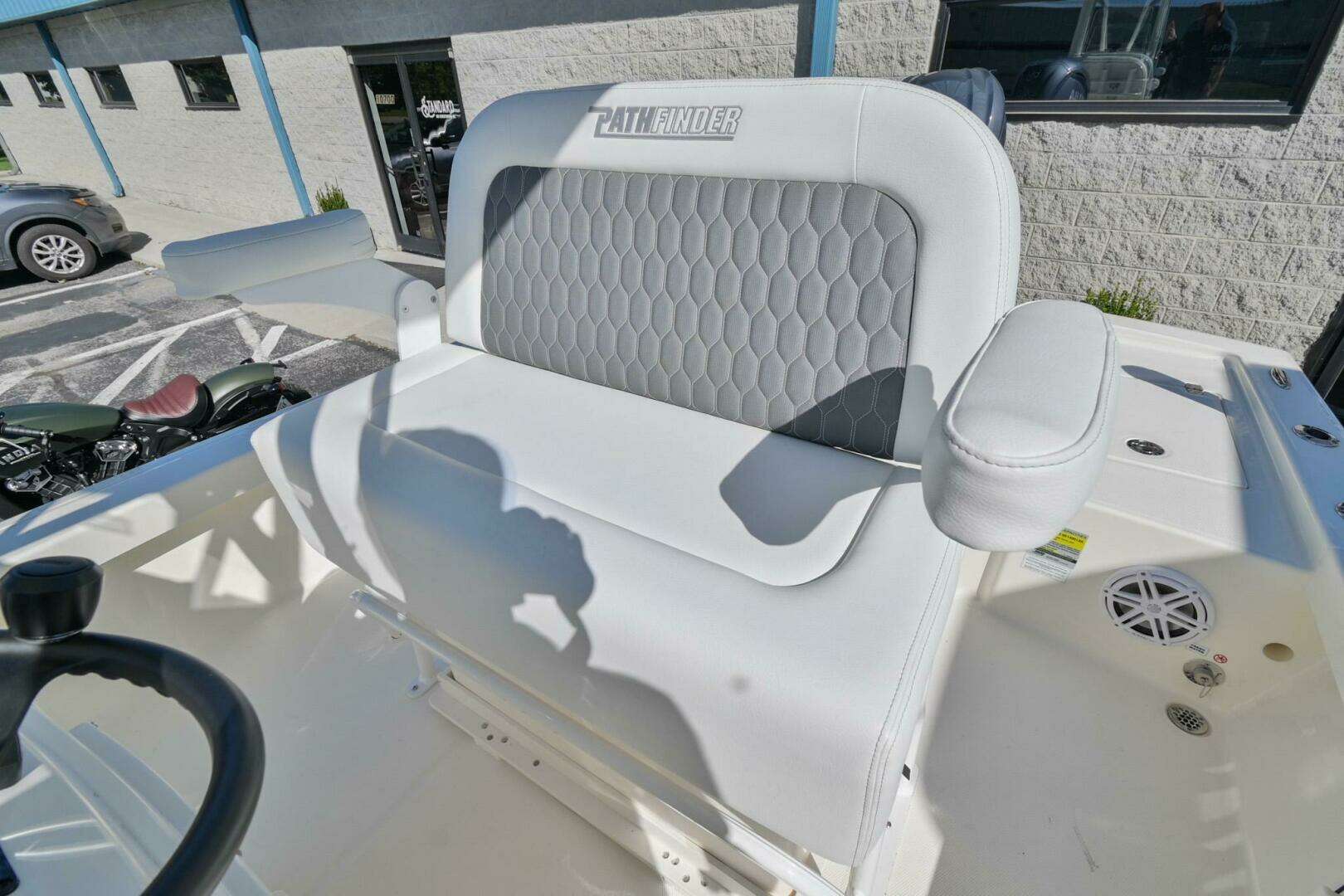 2025 Pathfinder 2200TRS - Image 13