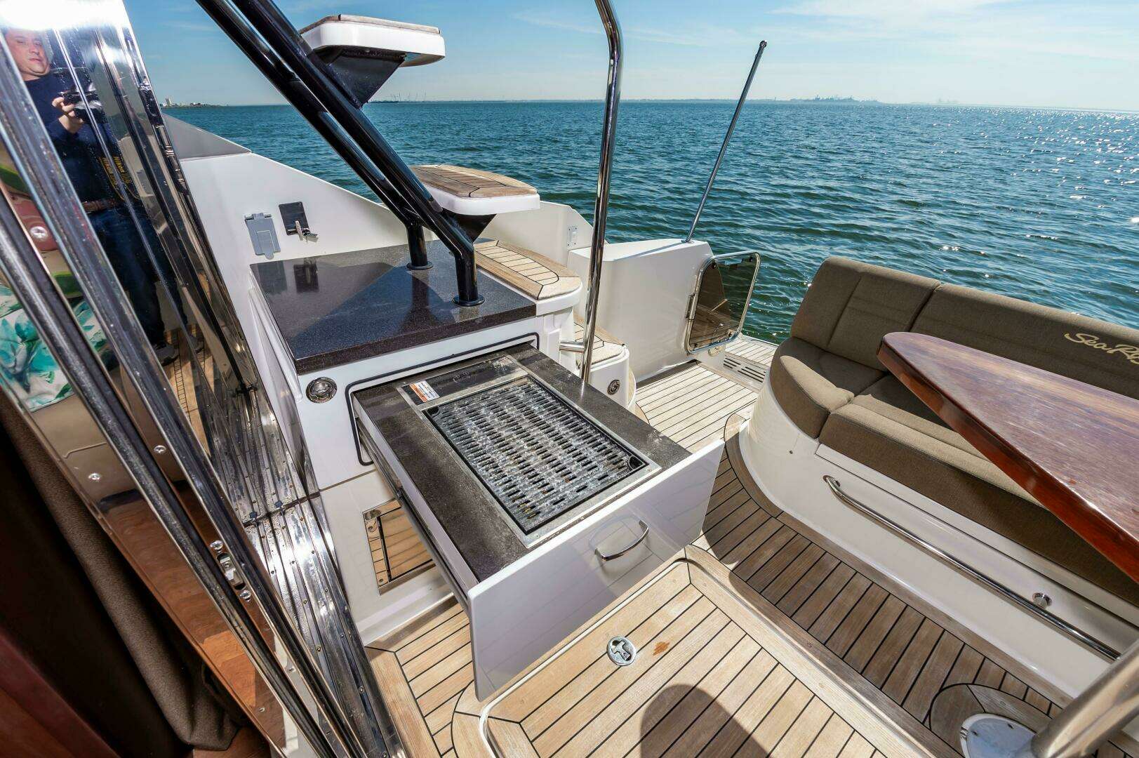 2015 Sea Ray 510 Fly - Image 14