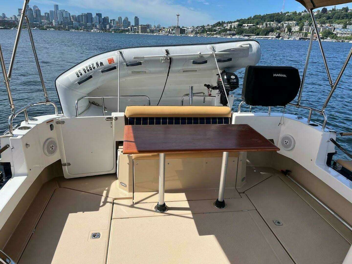 2013 Ranger Tugs R-31 CB - Image 21