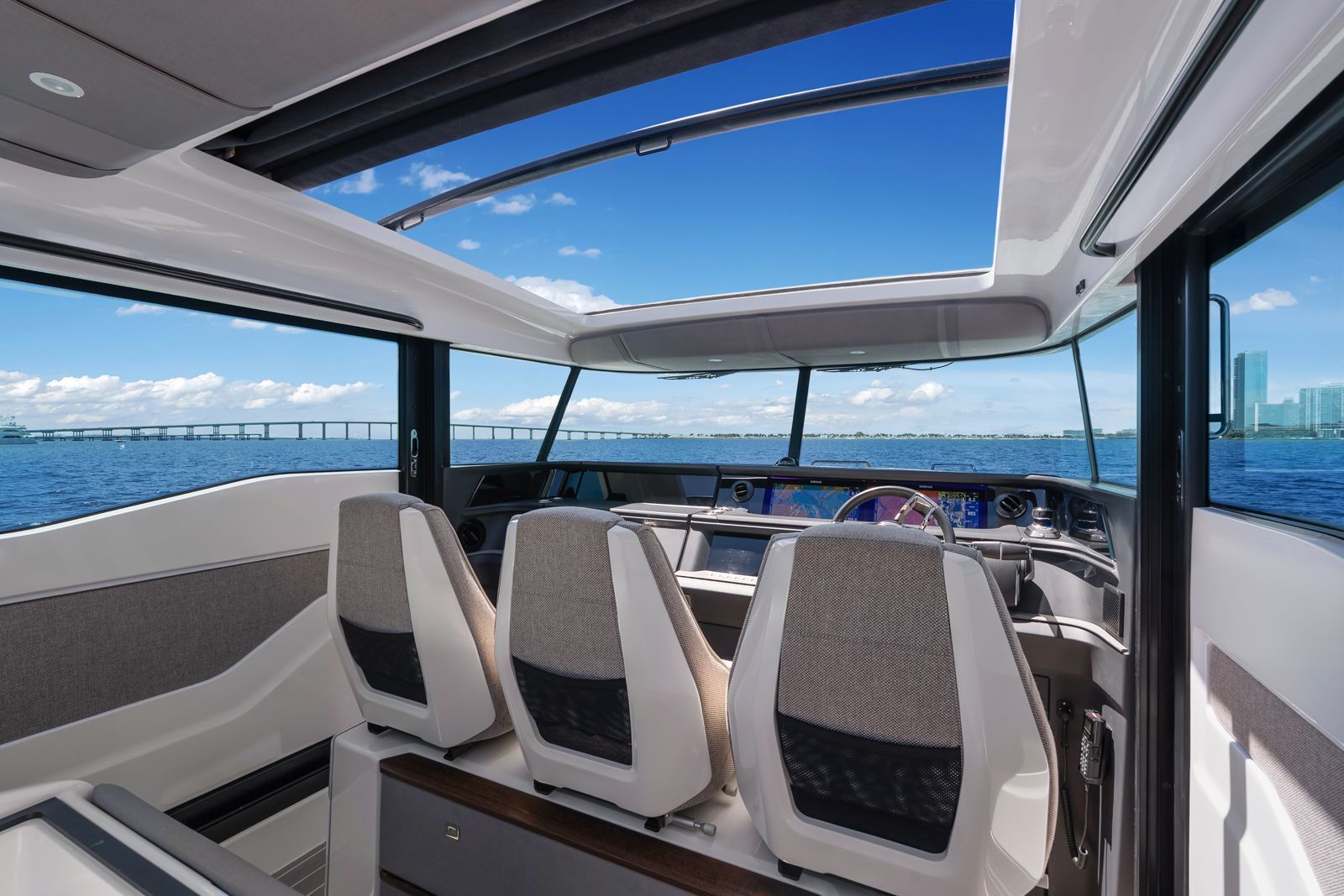 2023 Axopar 45 XC Cross Cabin - 47