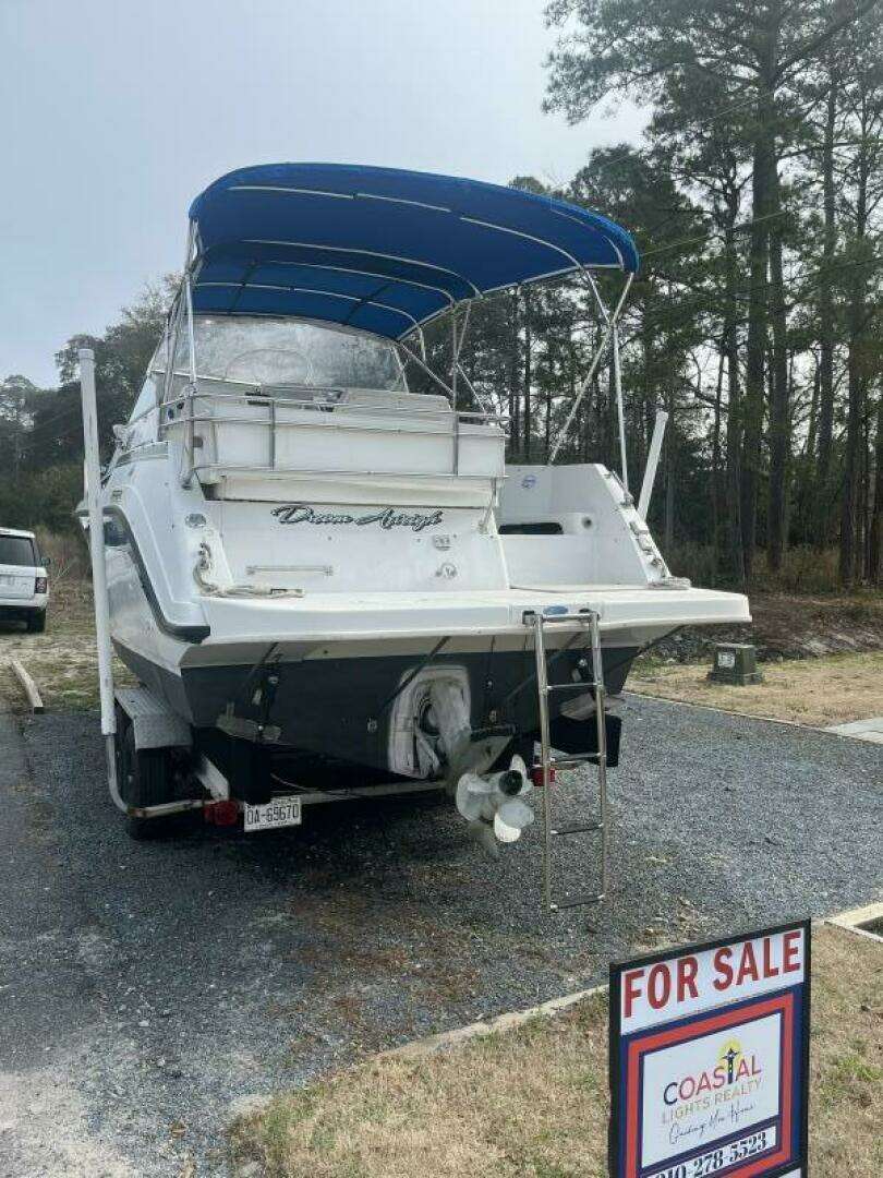 1989 Carver 2557 Montego - Image 2